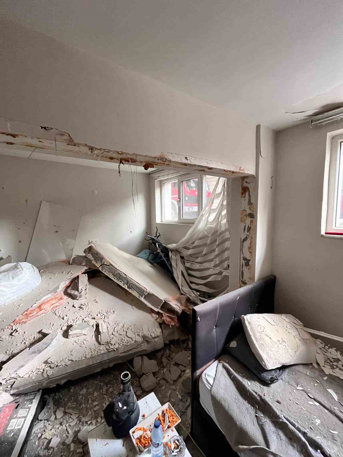 Isparta&rsquo;da dairedeki patlama, evi harabeye &ccedil;evirdi: 1 yaralı
