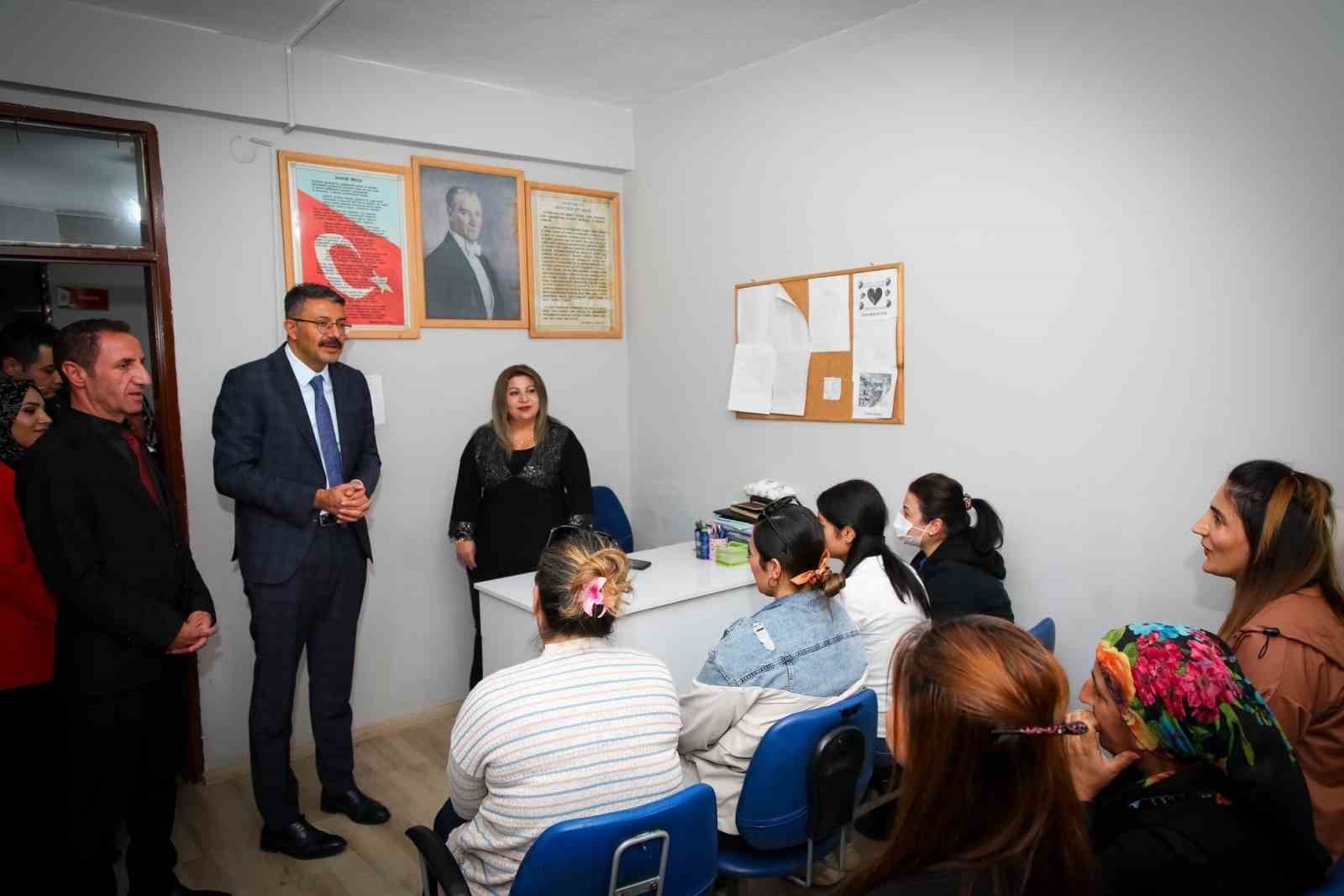 Vali Çelik: "Kadın ne kadar güçlü olursa, toplum o kadar güçlü olur"