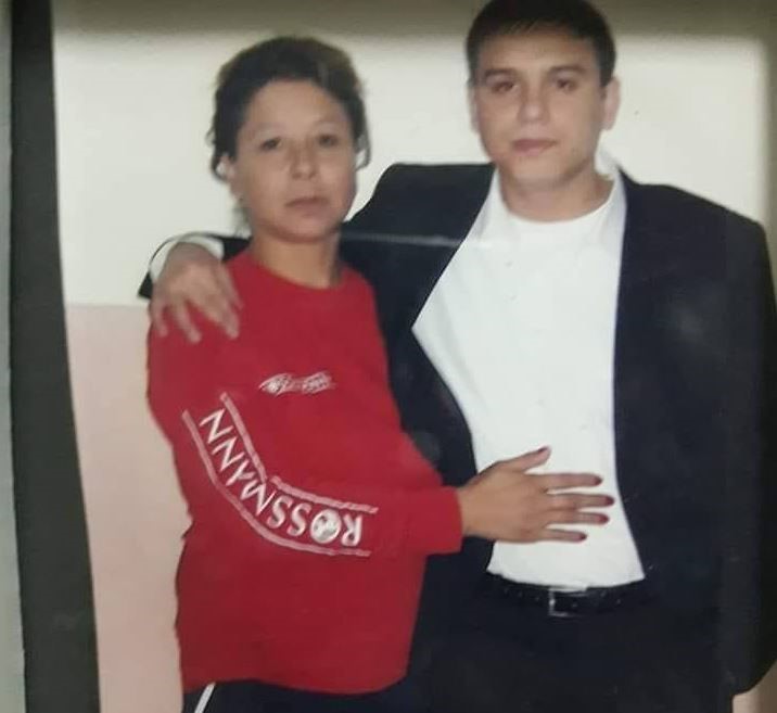 Baba, ağabey ve annenin ölümü iki gencin hayatını kararttı