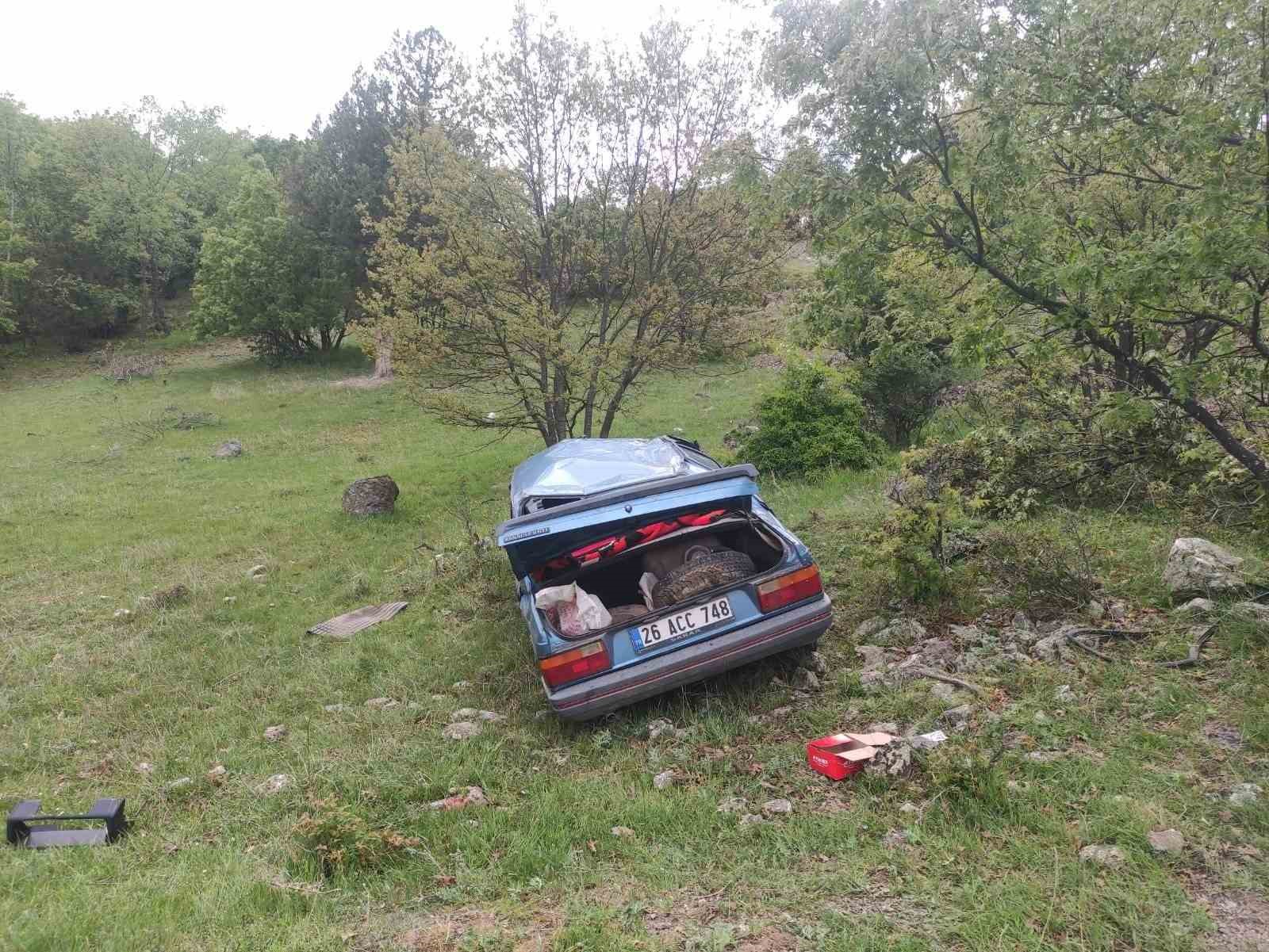 Domani&ccedil;&rsquo;te otomobil takla attı: 4 yaralı
