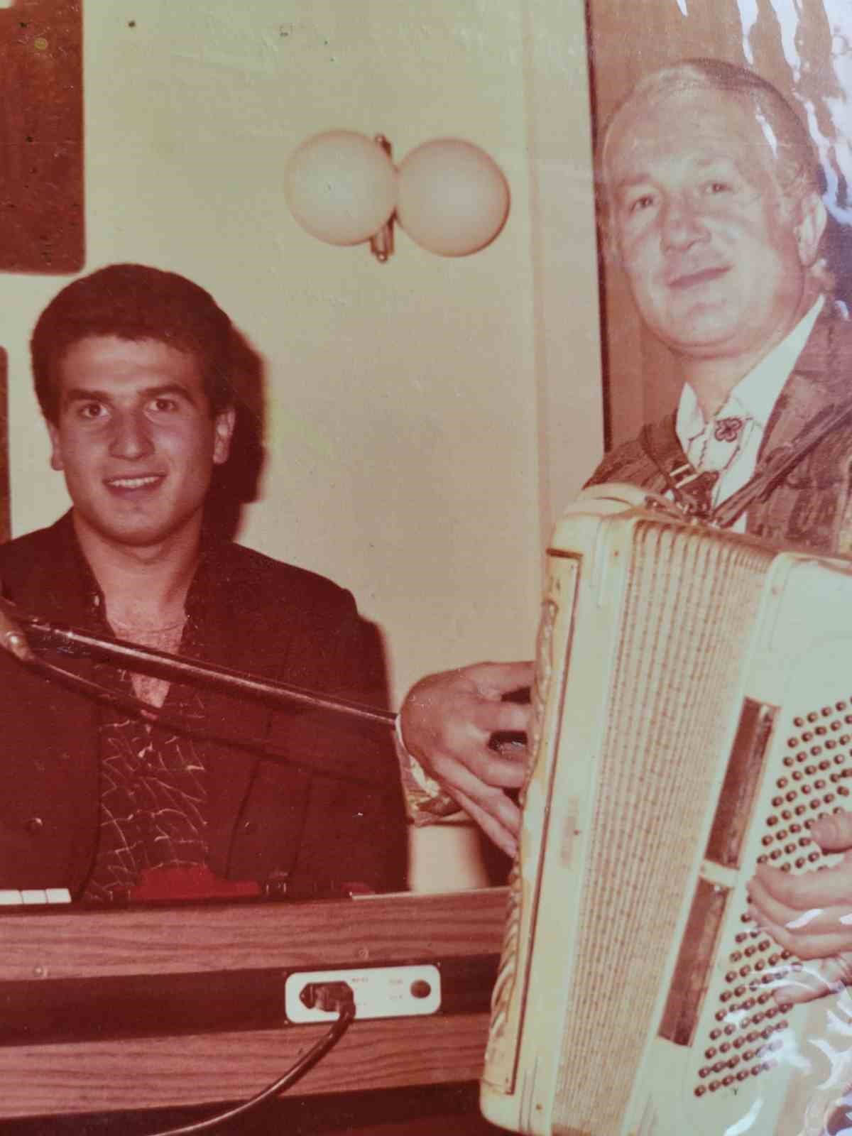 Merhum bestekarın oğlu, m&uuml;zisyen Feridun &Ouml;zoral kanseri yendi
