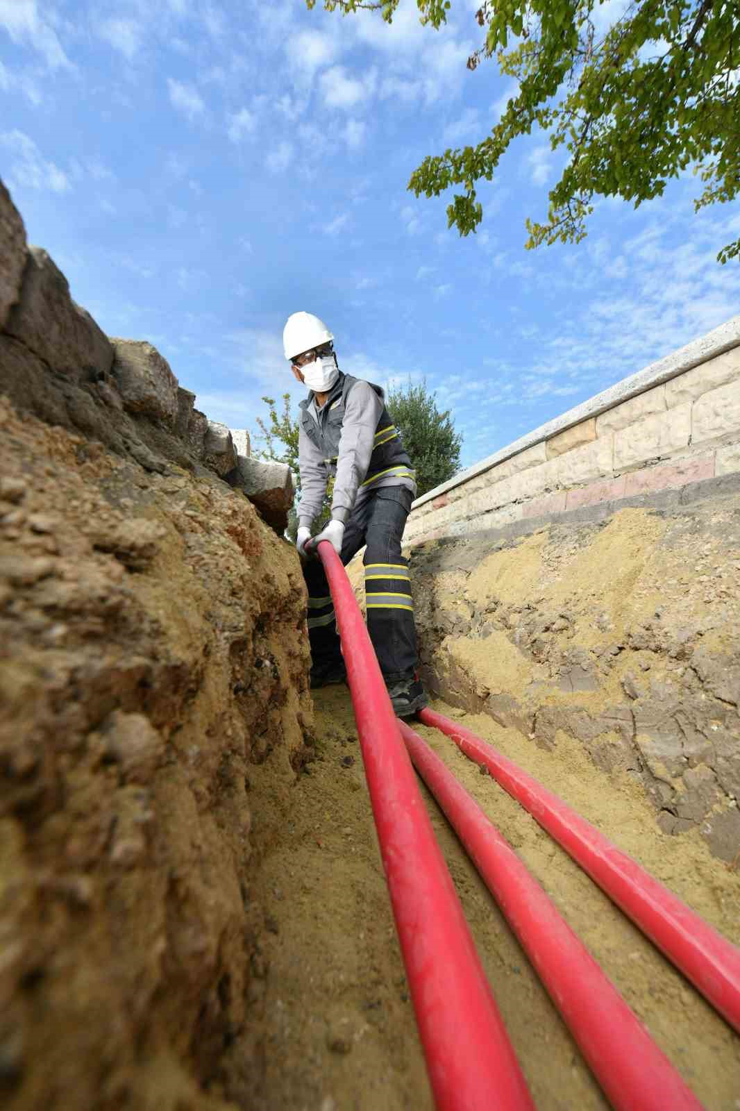 Toroslar EDAŞ Adana&rsquo;yı bakım ve yatırımlarıyla aydınlattı
