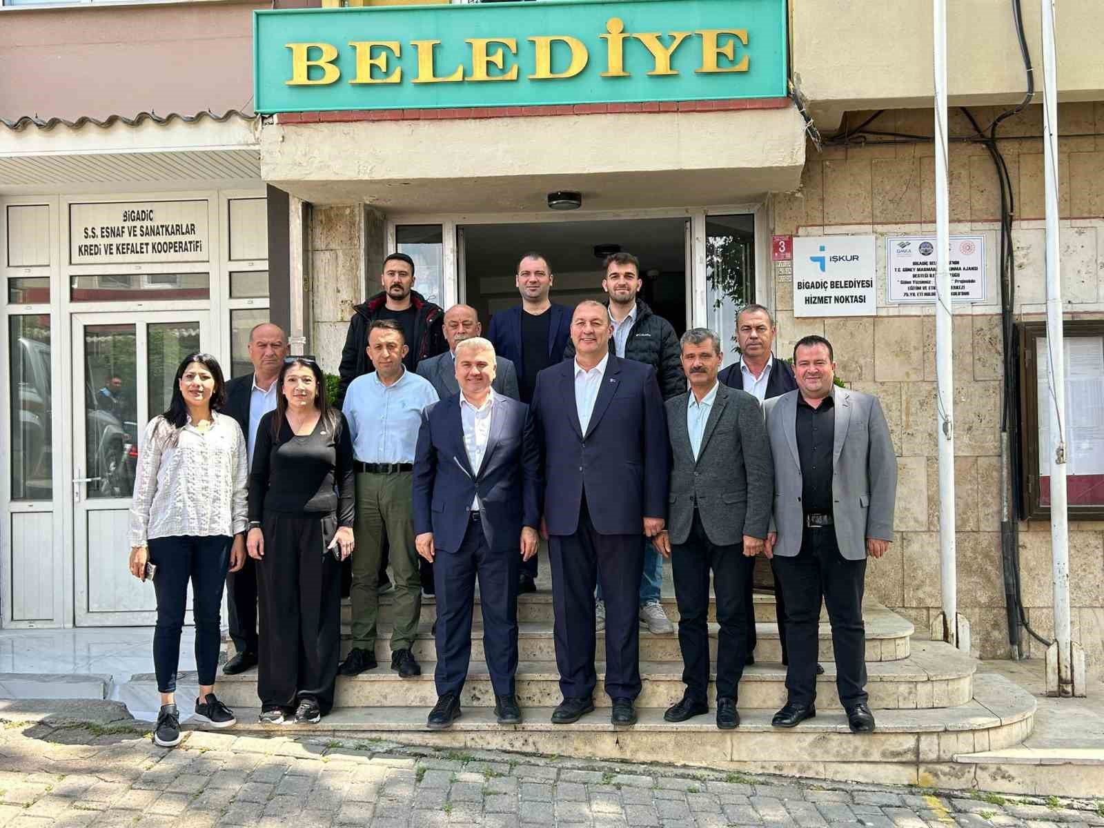 Canbey; &ldquo;G&uuml;zel Şehrimiz Balıkesir Hayırda Yarışıyor&rdquo;
