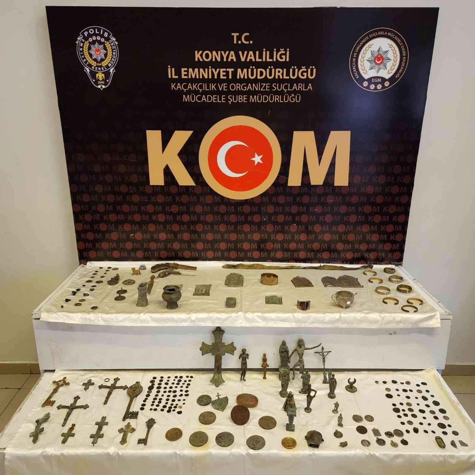 Konya’da 6 milyon liralık kaçakçılık operasyonu: 28 gözaltı
