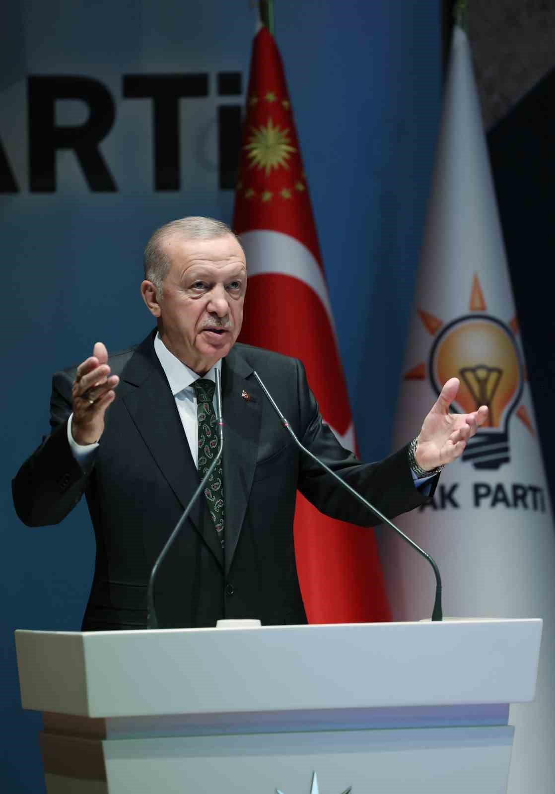 Cumhurbaşkanı Erdoğan: "Halkla araya mesafe koymanın bizim siyaset geleneğimizde yeri yoktur” 