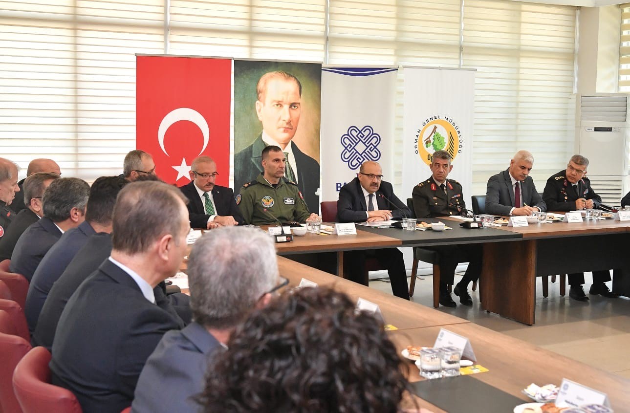 Orman yangınlarının en b&uuml;y&uuml;k nedeni ihmal ve dikkatsizlik
