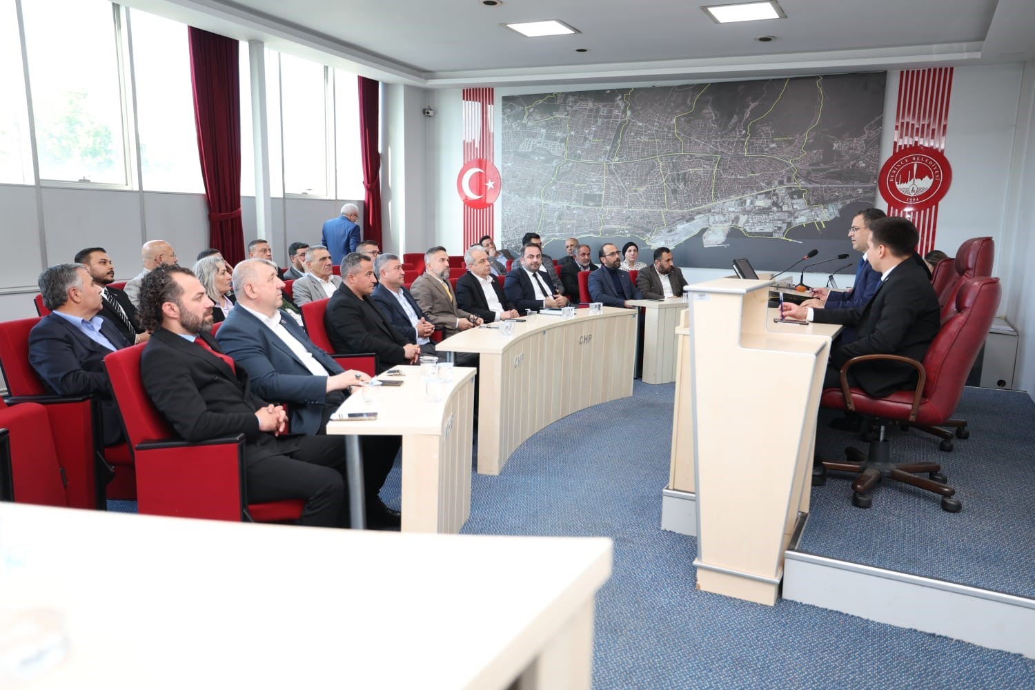 Derince meclisinde tek gündem maddesi görüşüldü
