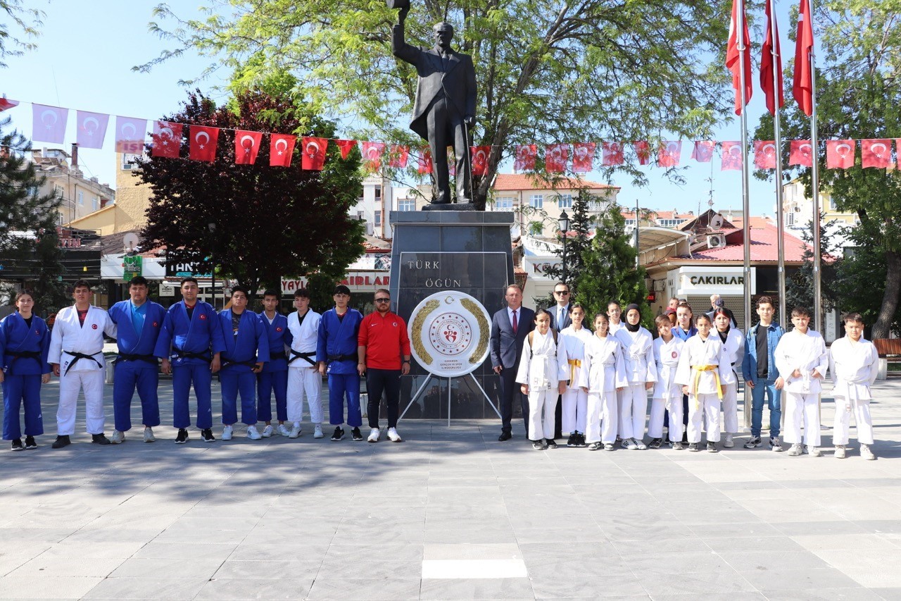 Karaman’da Gençlik Haftası kutlamaları başladı
