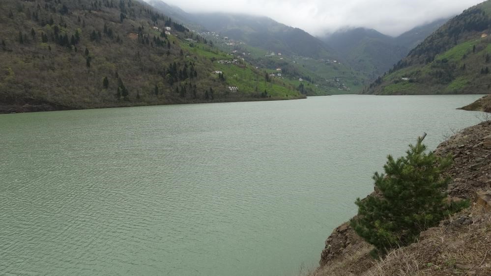 Atasu Barajı’nda yağan yağmurlarla doluluk oranı yüzde 100’e ulaştı
