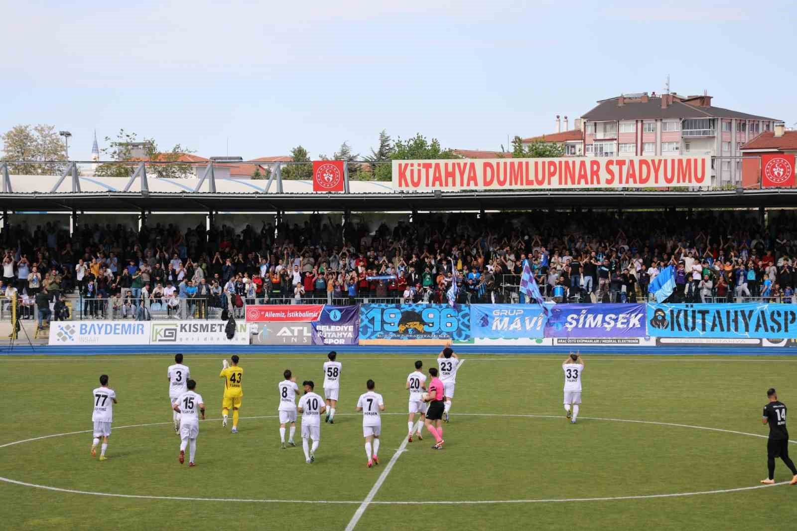 TFF 3. Lig 3. Grup Play-off 3. Turu: Belediye Kütahyaspor: 2 - Erbaaspor: 1
