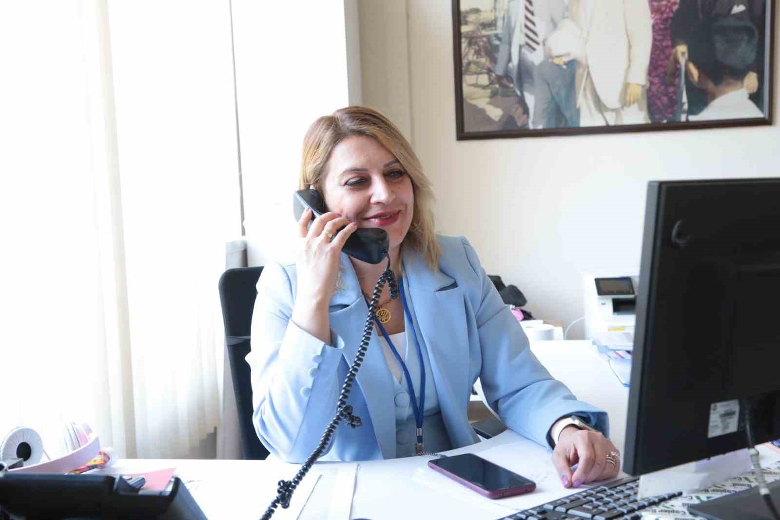 Efe Masa, vatandaşlara &ccedil;&ouml;z&uuml;m oluyor
