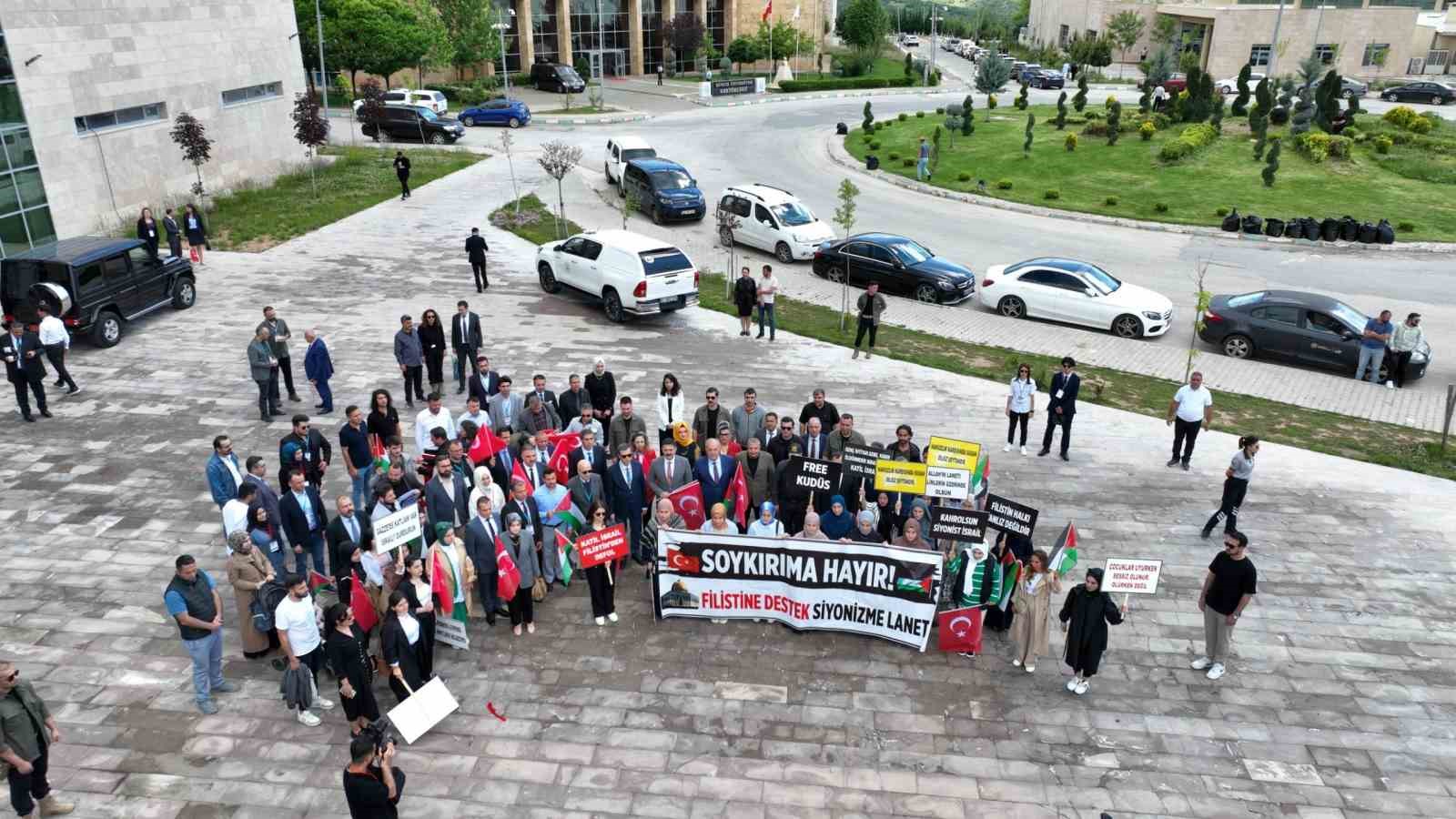 Tunceli’de üniversite öğrencilerinden Filistin’e destek