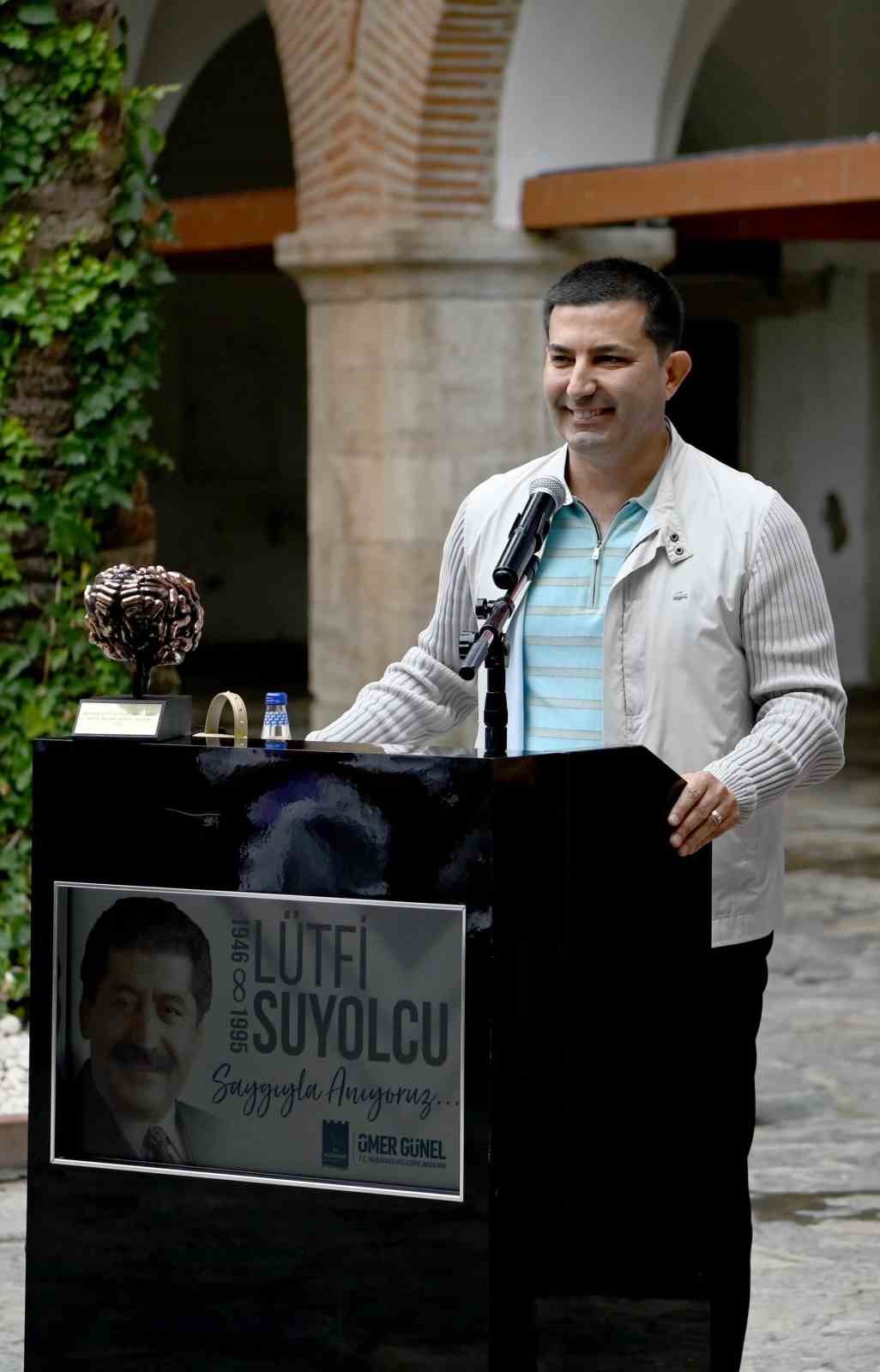 Kuşadası&rsquo;nın eski belediye başkanı Suyolcu anıldı
