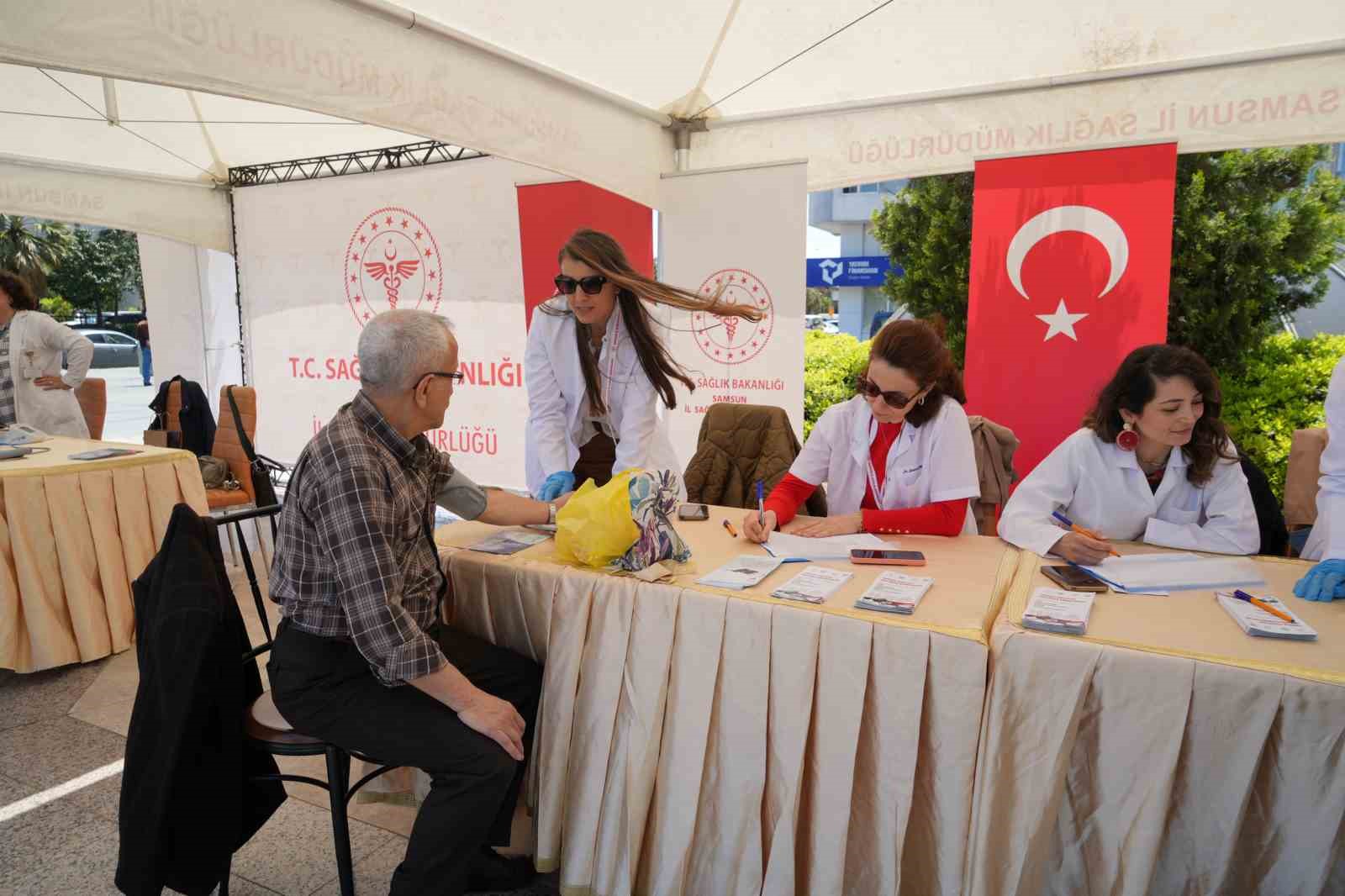 ‘Türkiye’de 5 hipertansiyon hastasından 1’i ilaçlarını düzenli almıyor’
