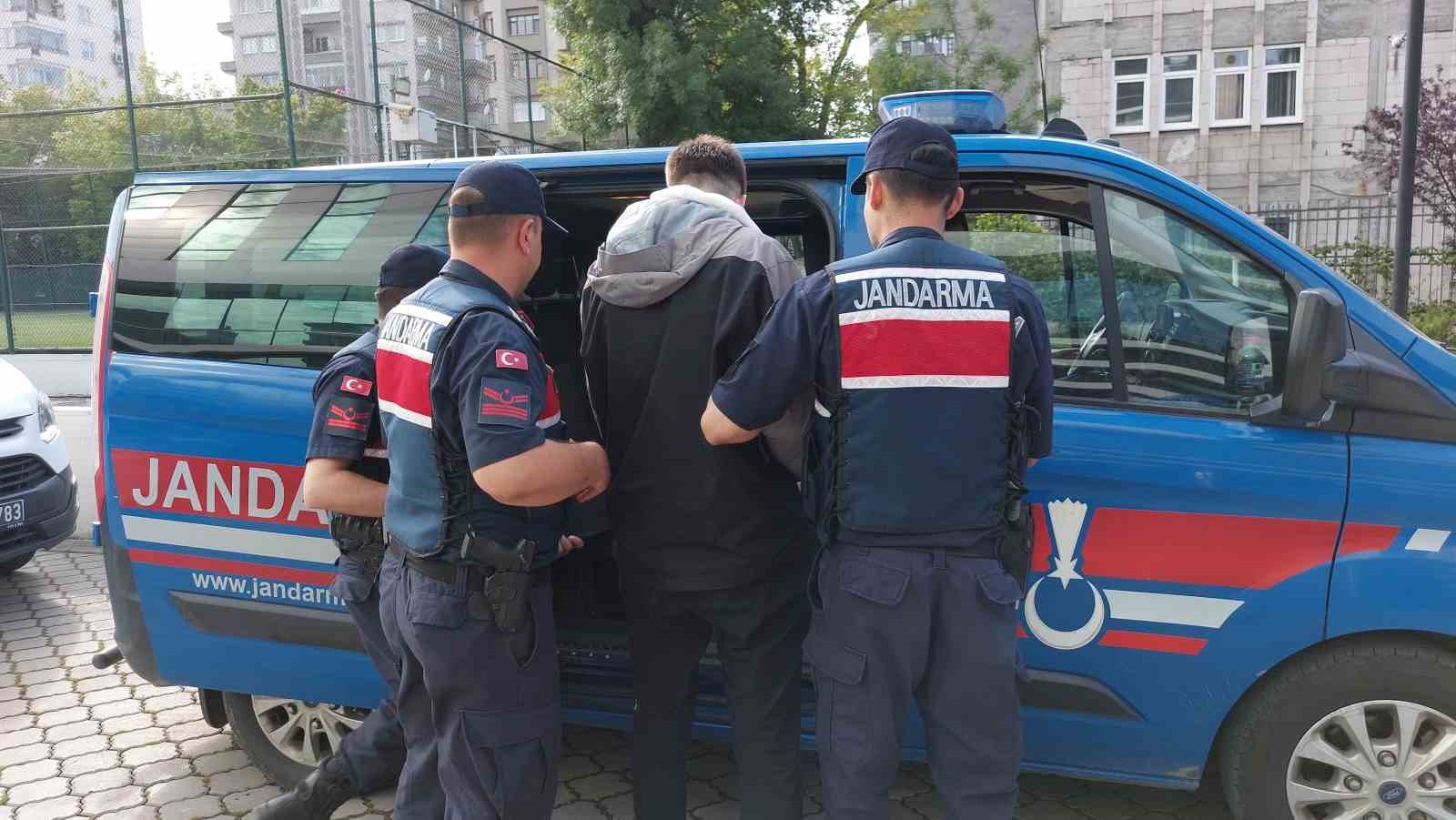 Jandarma tarafından yakalanan şahıs uyuşturucu ticaretinden tutuklandı

