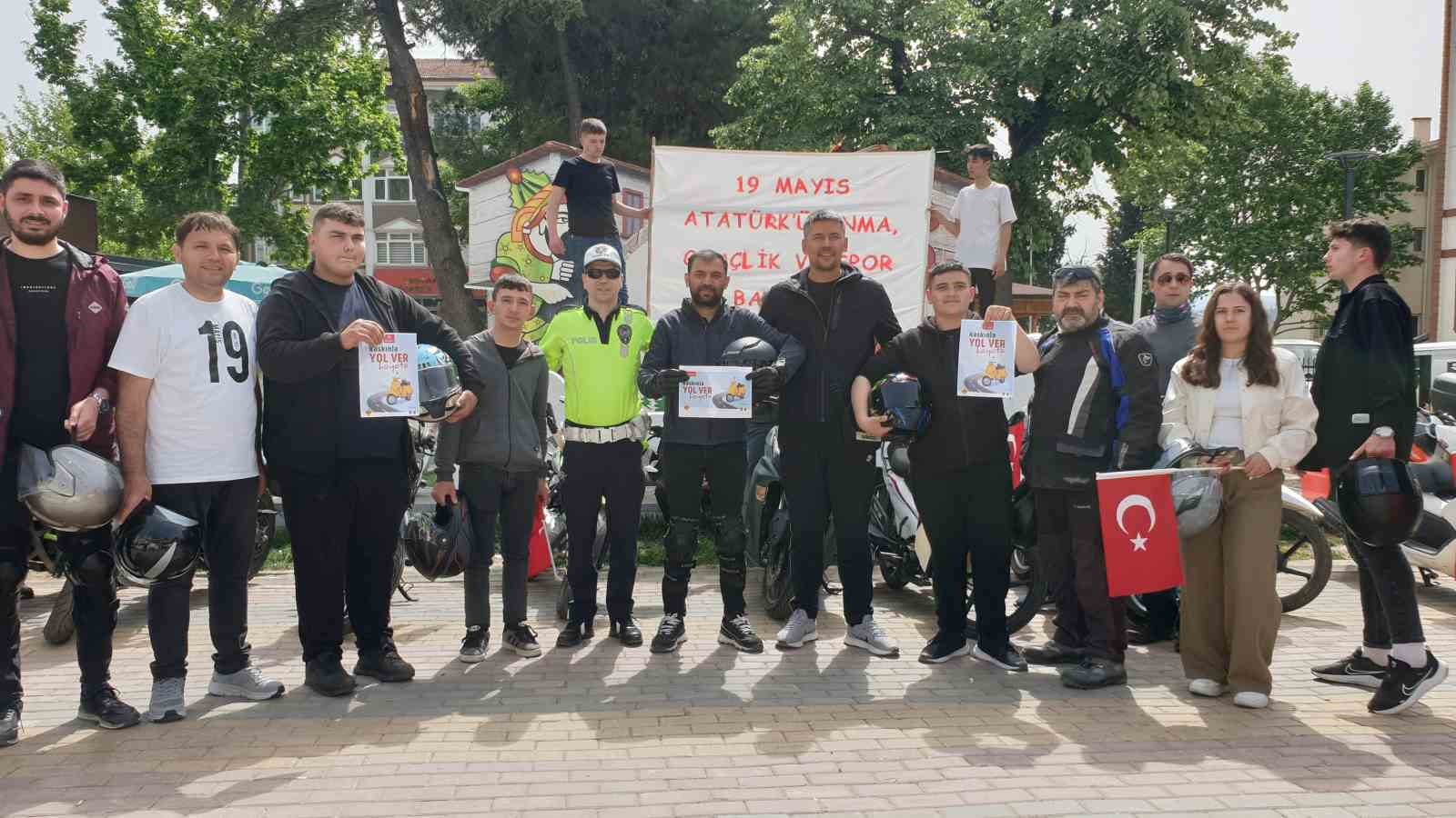 Orhaneli’nde 19 Mayıs etkinlikleri kapsamında motosiklet turu yapıldı