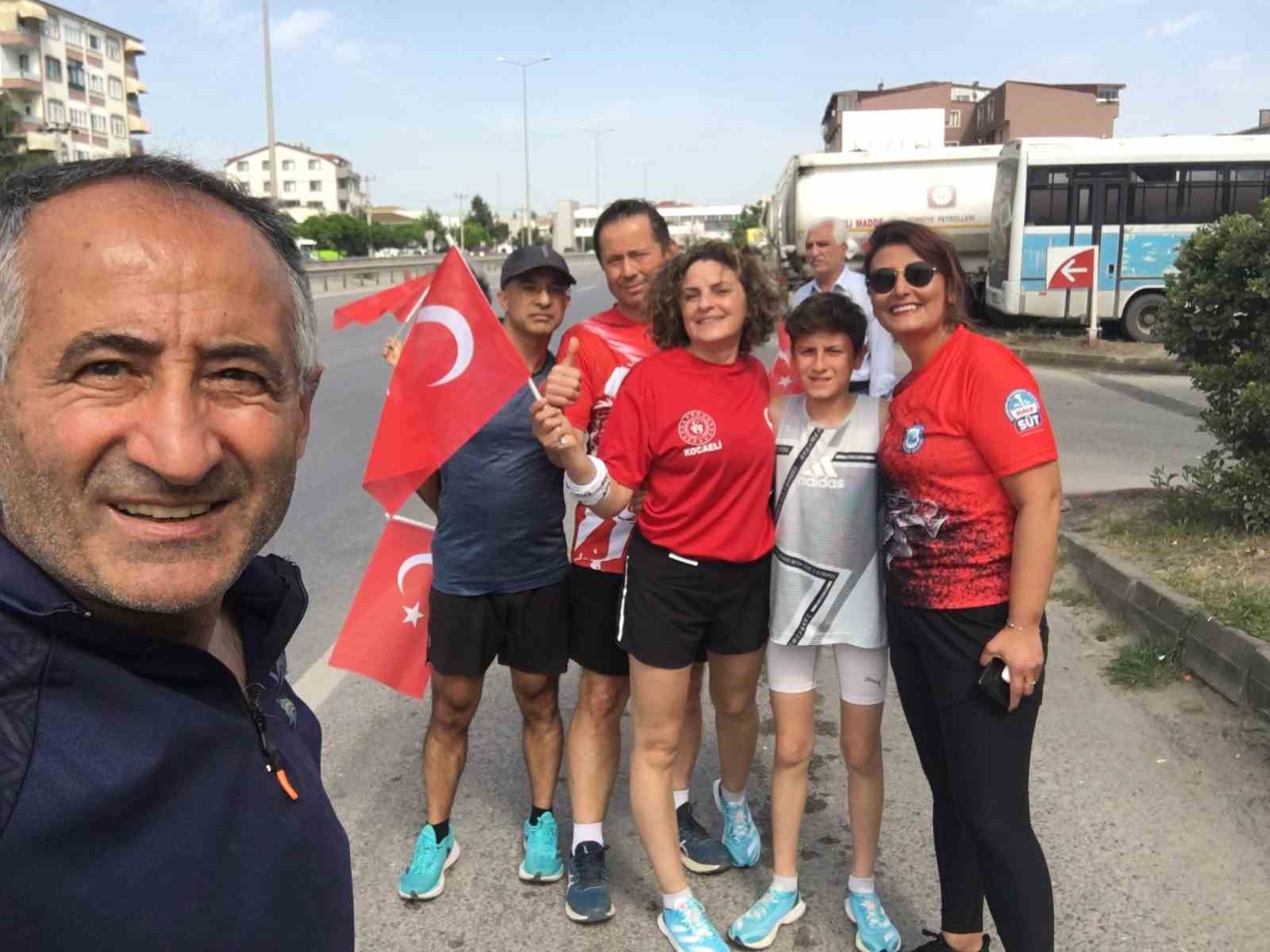 Selanik’ten alınan toprak Anıtkabir’e götürülüyor
