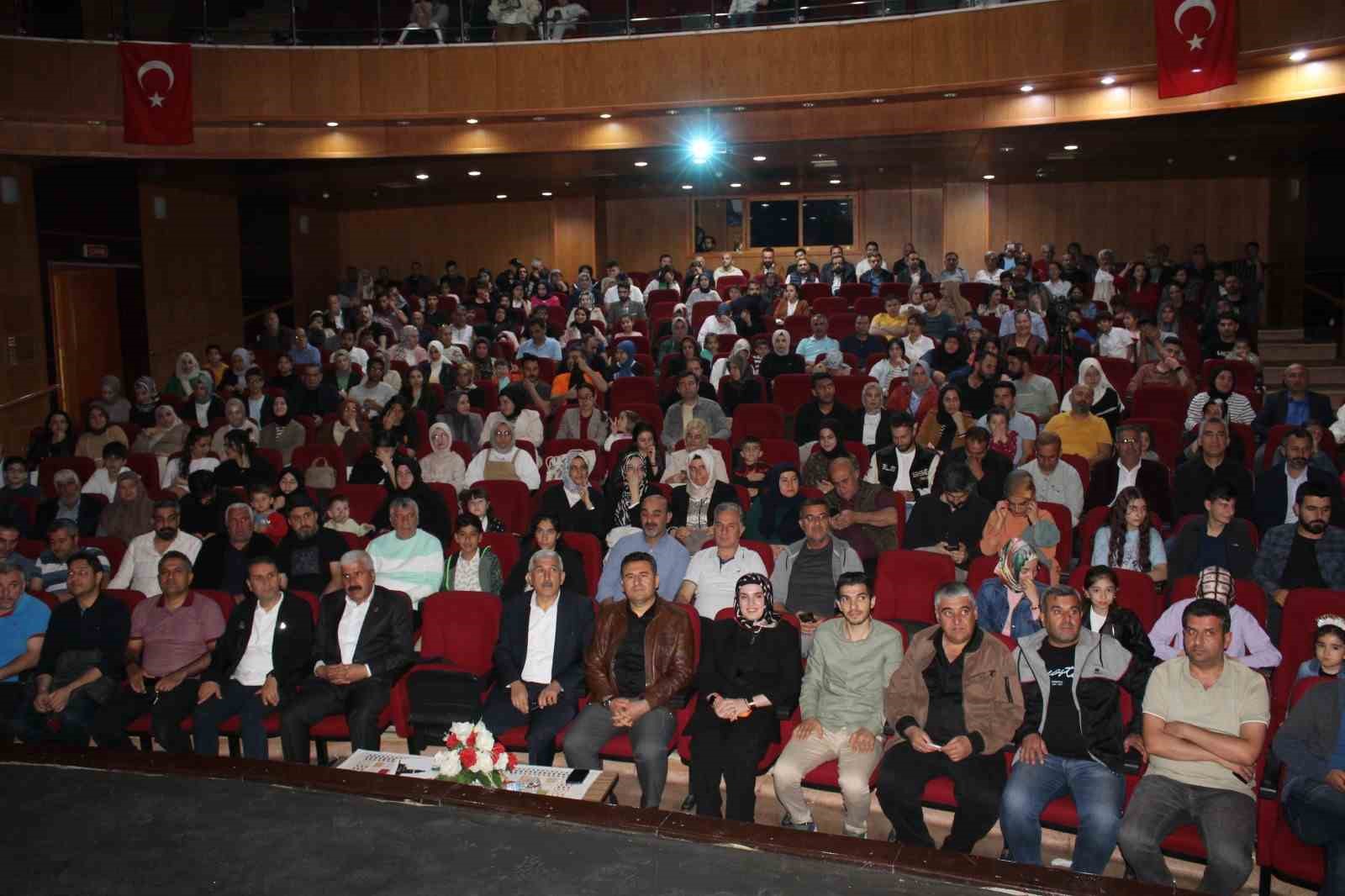 Kahtalı Mı&ccedil;e&rsquo;ye moral gecesi d&uuml;zenlendi
