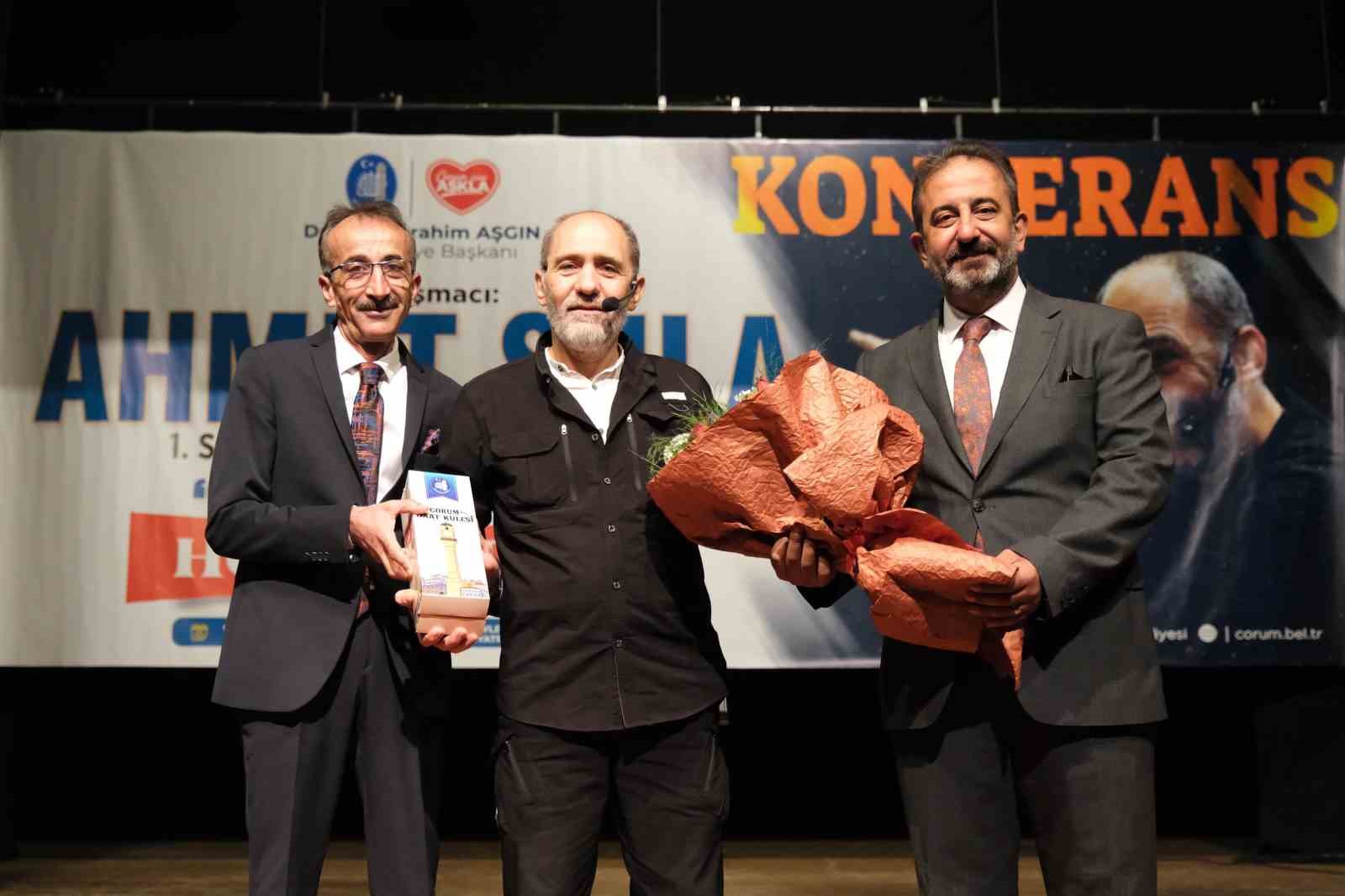 Sanat&ccedil;ı Emniyet M&uuml;d&uuml;r&uuml;&rsquo;nden gen&ccedil;lere altın tavsiyeler
