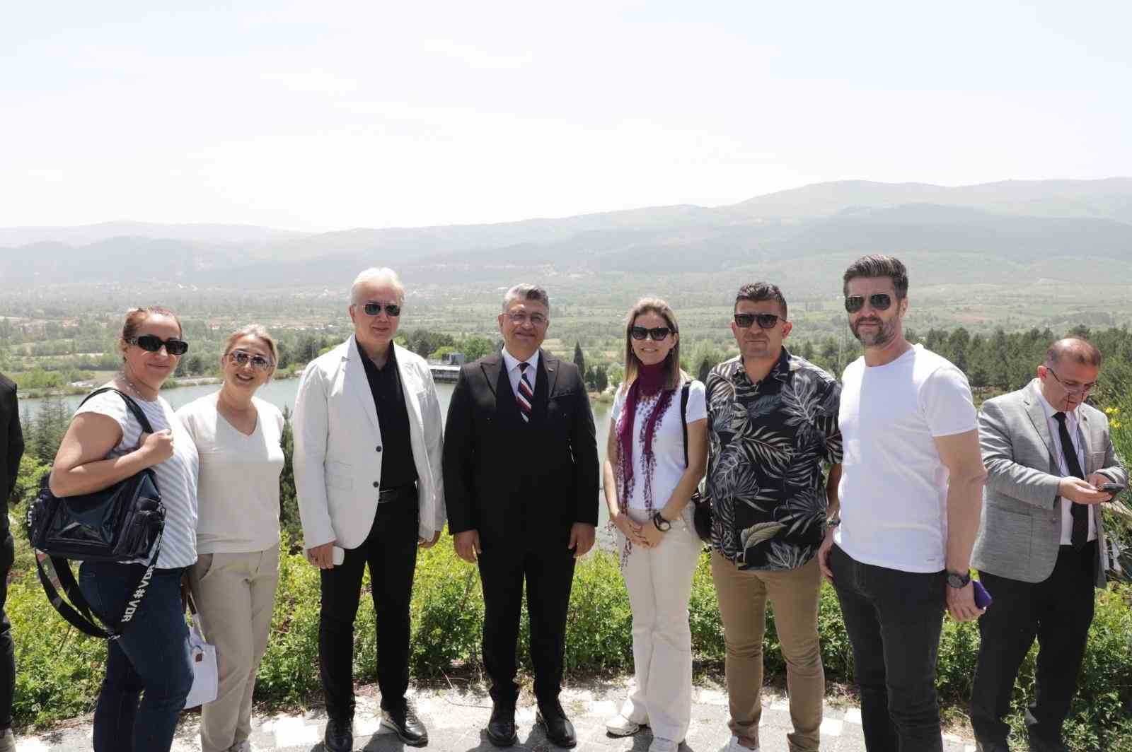 K&uuml;tahya Dumlupınar &Uuml;niversitesi&rsquo;nde mezunlar buluşması
