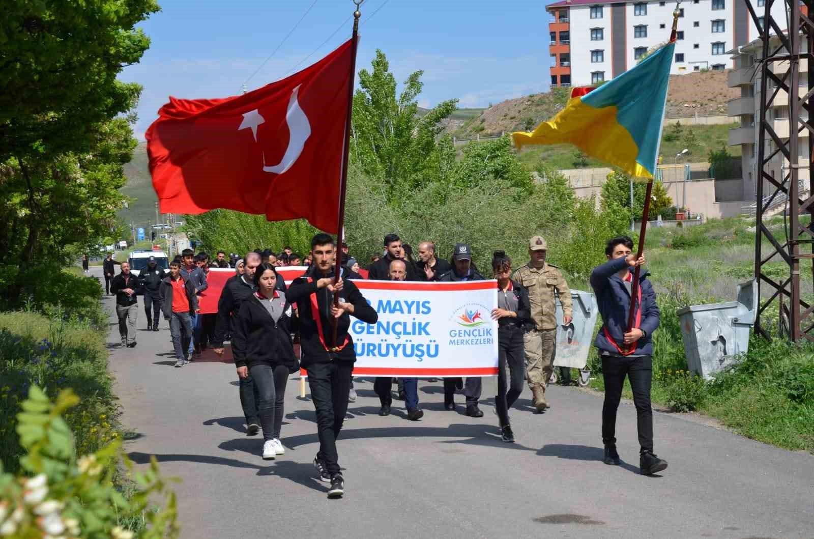 Tercan&rsquo;da Gen&ccedil;lik Y&uuml;r&uuml;y&uuml;ş&uuml; yapıldı
