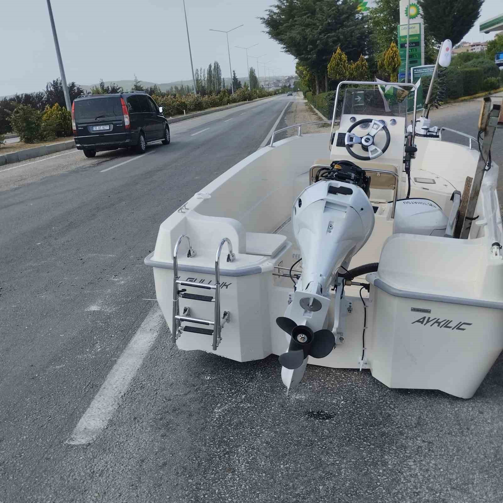 Mansur Yavaş&rsquo;ın abisi Burdur&rsquo;da yaptığı kazada hafif yaralandı
