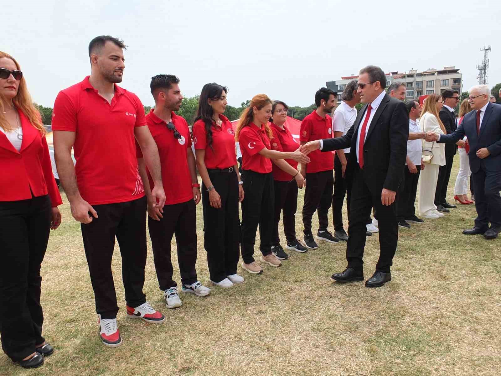 Burhaniye&rsquo;de 19 Mayıs coşkusu
