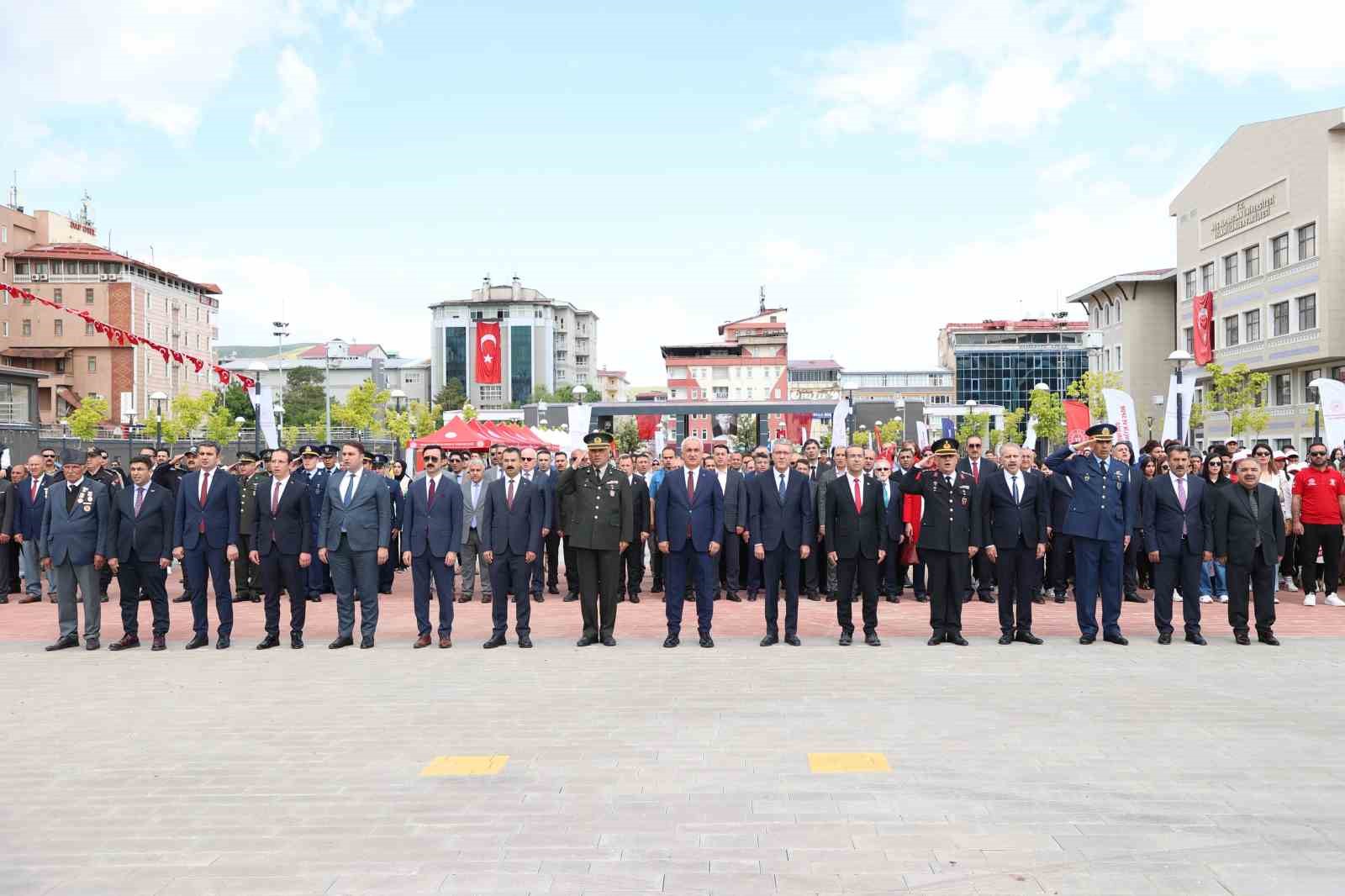 Muş’ta 19 Mayıs coşkusu