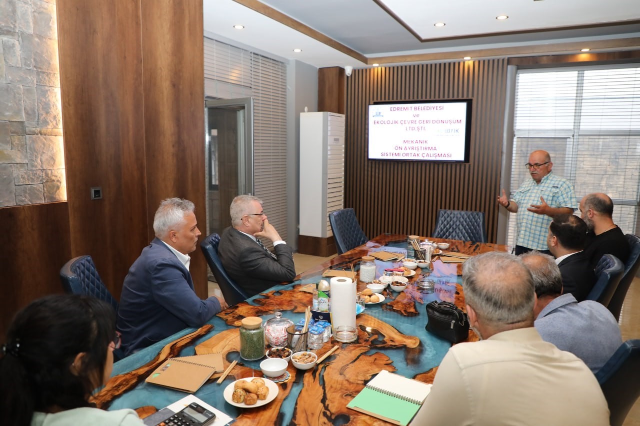 Edremit’te yeni geri dönüşüm projeleri hayata geçiyor
