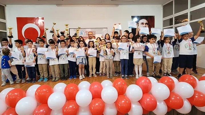 Akıl zeka oyunları T&uuml;rkiye 1.&rsquo;leri Denizli&rsquo;den
