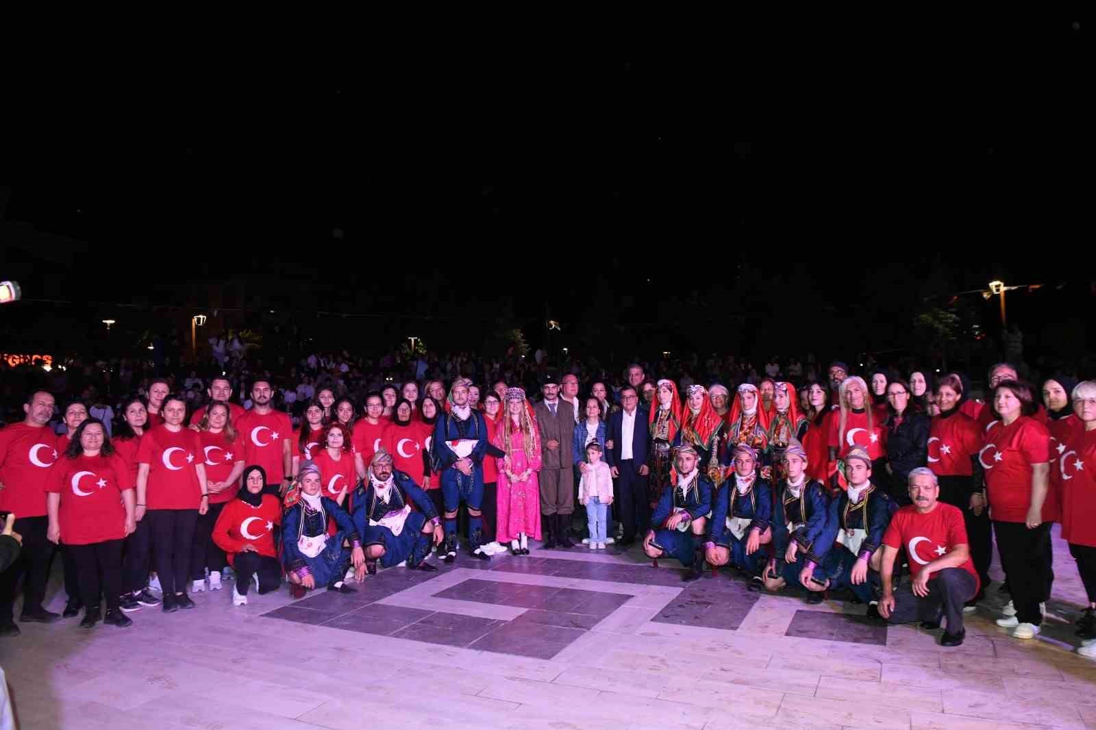 Gen&ccedil;ler Altıeyl&uuml;l&rsquo;de buluştu
