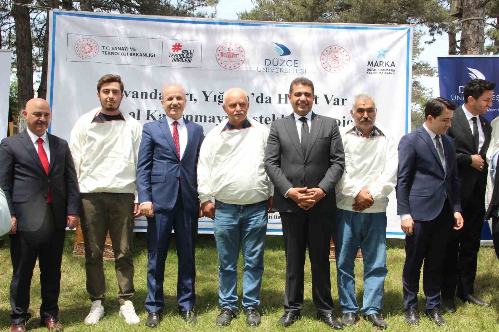 Kovanda arı, Yığılca&rsquo;da hayat var
