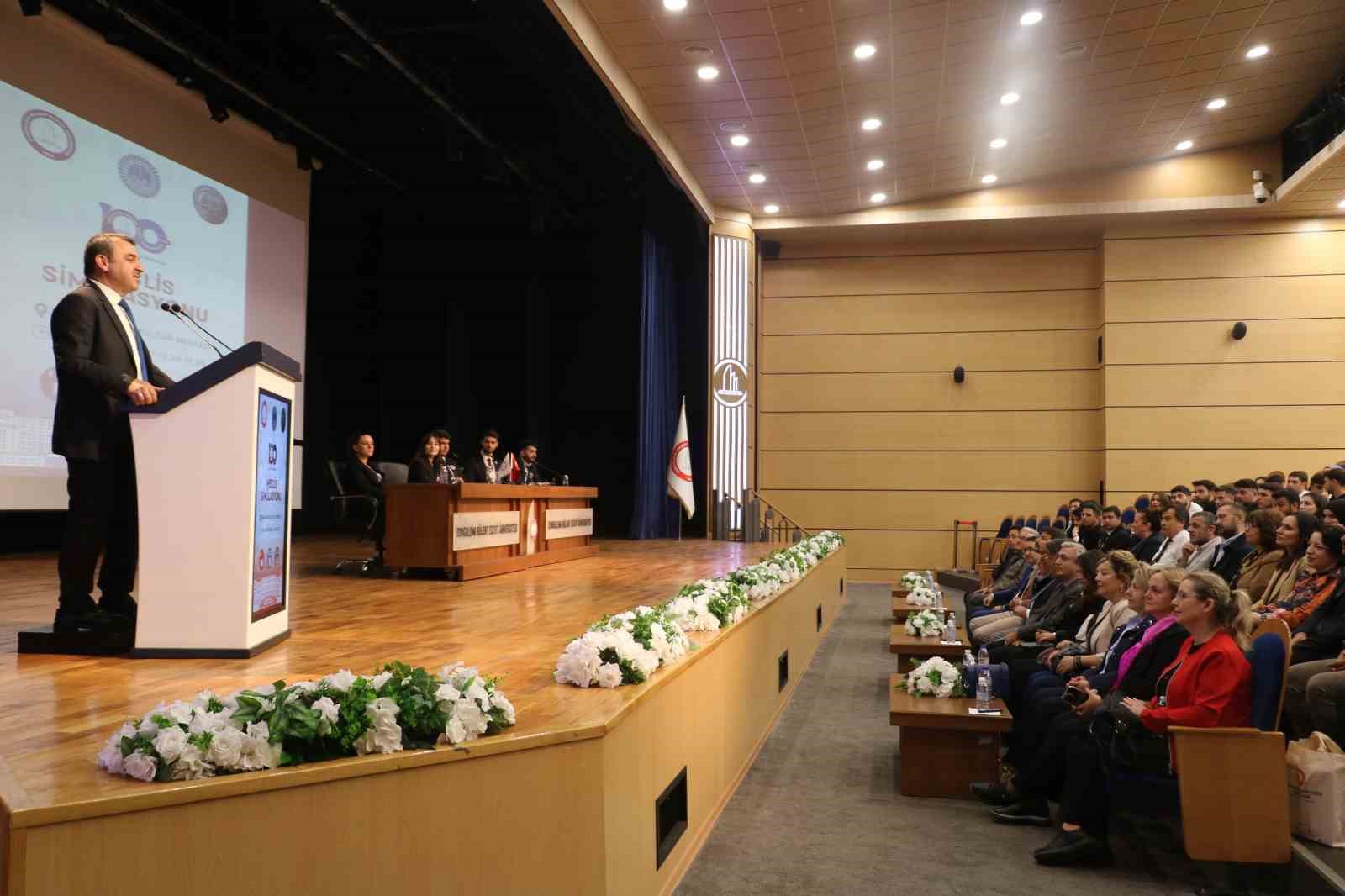 &Uuml;niversiteliler milletvekili oldu, meclis sim&uuml;lasyon etkinliği ger&ccedil;ekleştirdi
