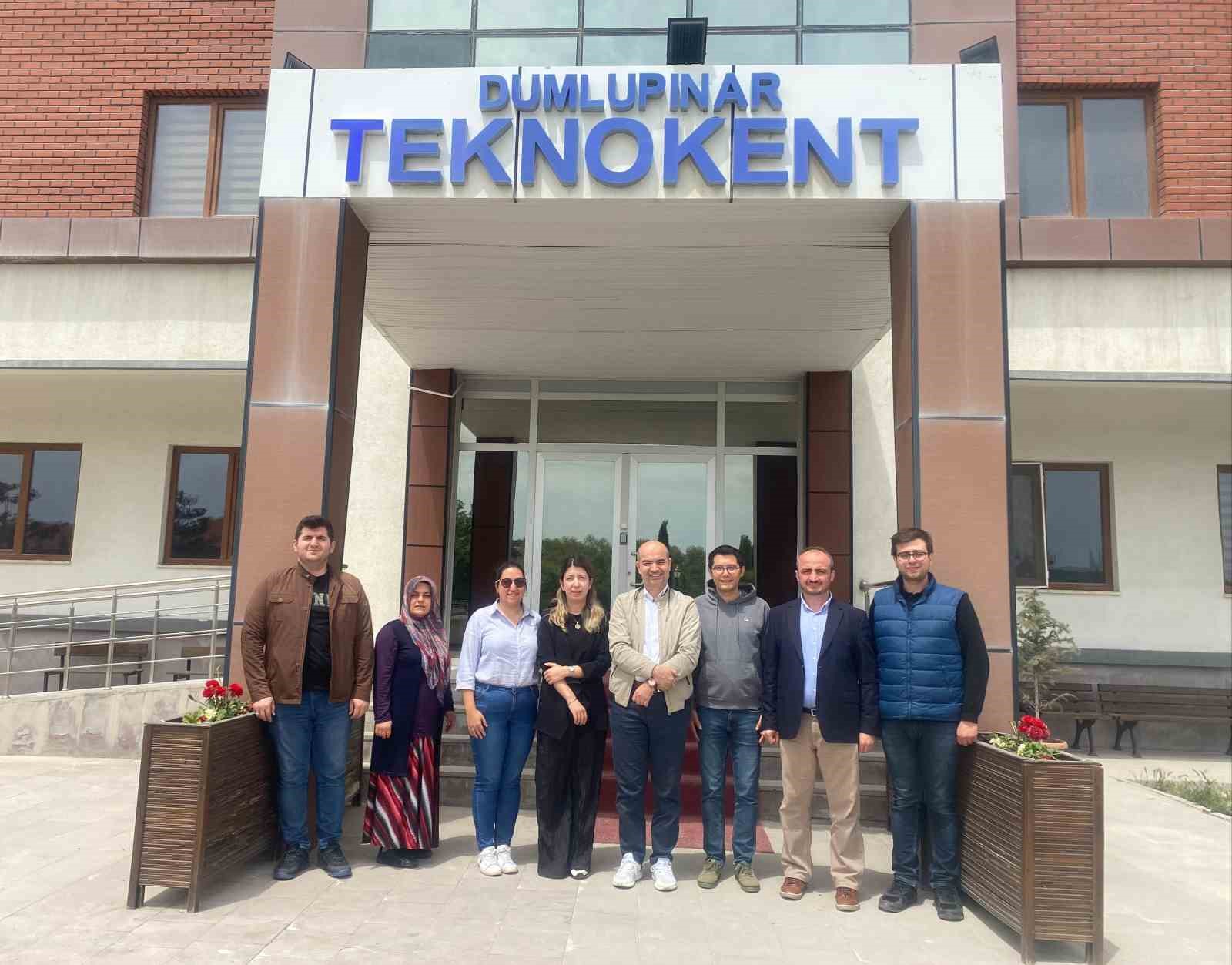 İzmir Bilimpark y&ouml;netim ekibinden K&uuml;tahya Tasarım Teknokent&rsquo;e ziyaret
