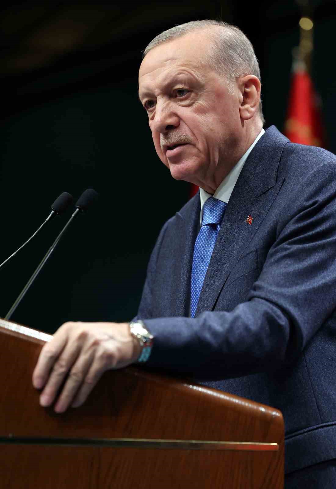 Cumhurbaşkanı Erdoğan’dan yeni anayasa vurgusu
