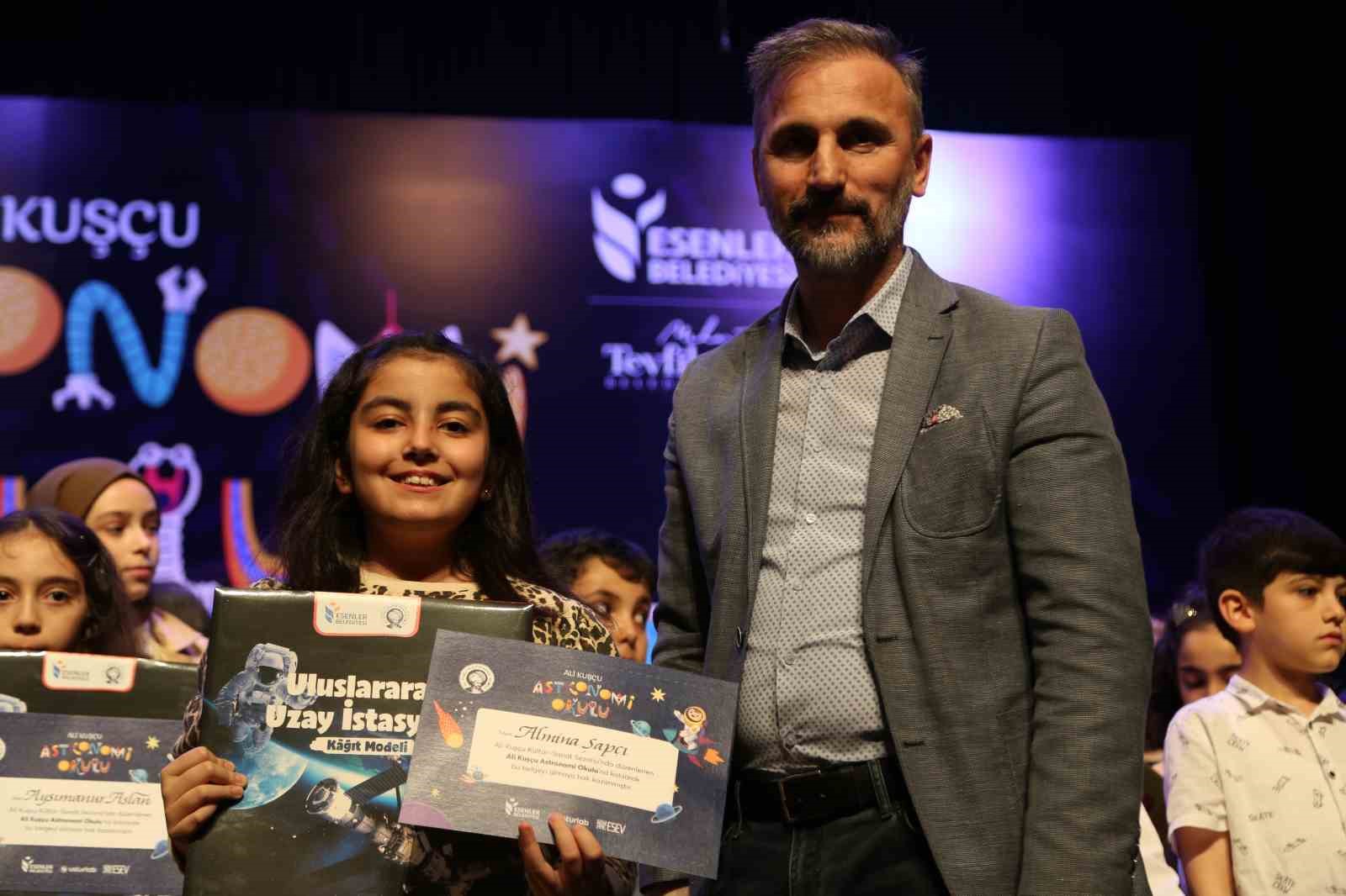 İstanbul’da minik uzay kaşifleri mezun oldu