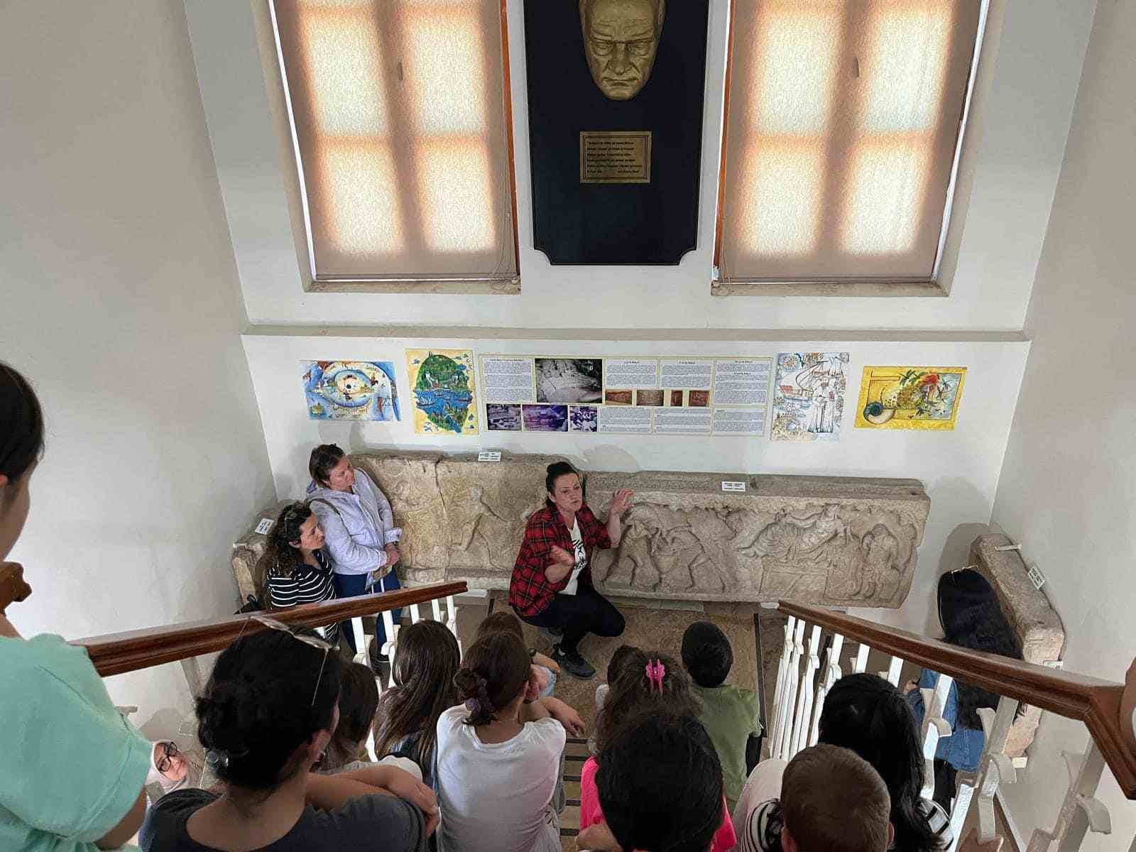 Kırklareli&rsquo;nde koruma altındaki &ccedil;ocuklara Aşağıpınar gezisi
