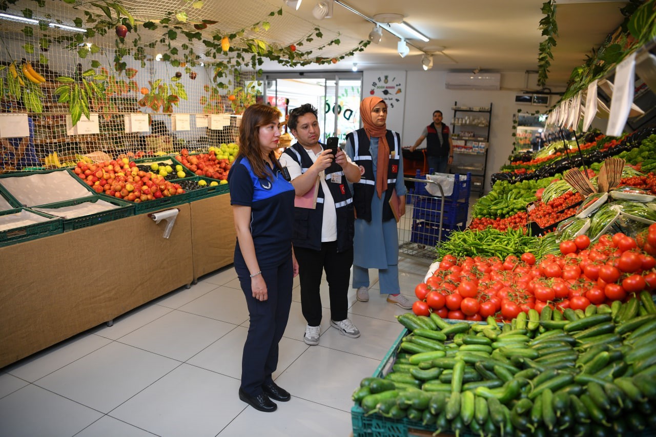 Çayırova’da restoran ve manavlara denetim
