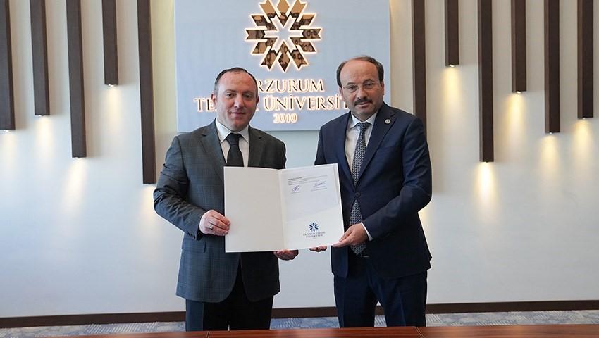 Bilim Şenliği i&ccedil;in imza attılar
