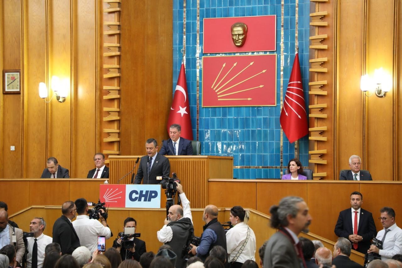 Başkan Mehmet Ertaş Özgür Özel’i ziyaret etti
