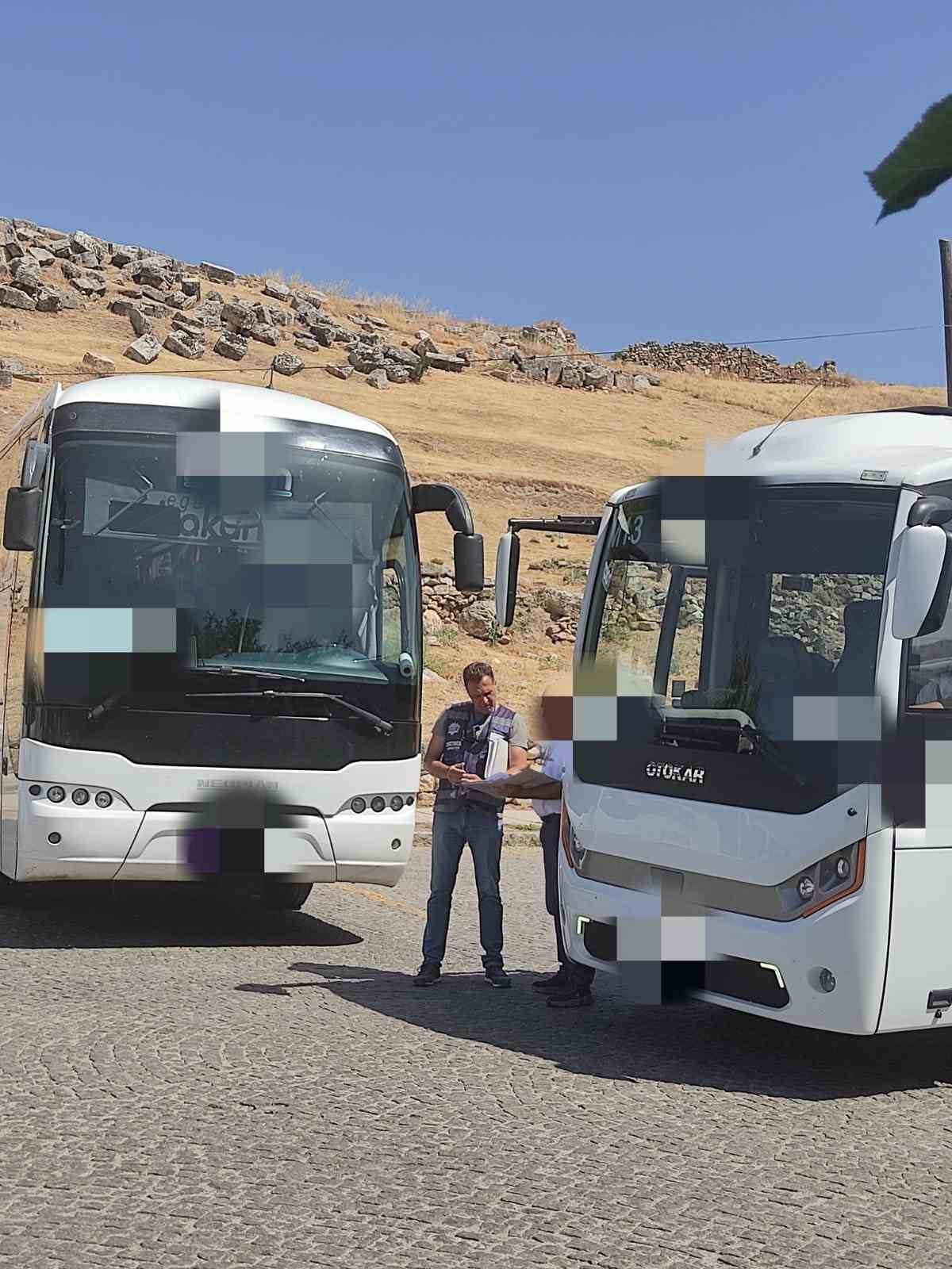 Denizli&rsquo;de sahte rehber ve acentelere ge&ccedil;it verilmiyor
