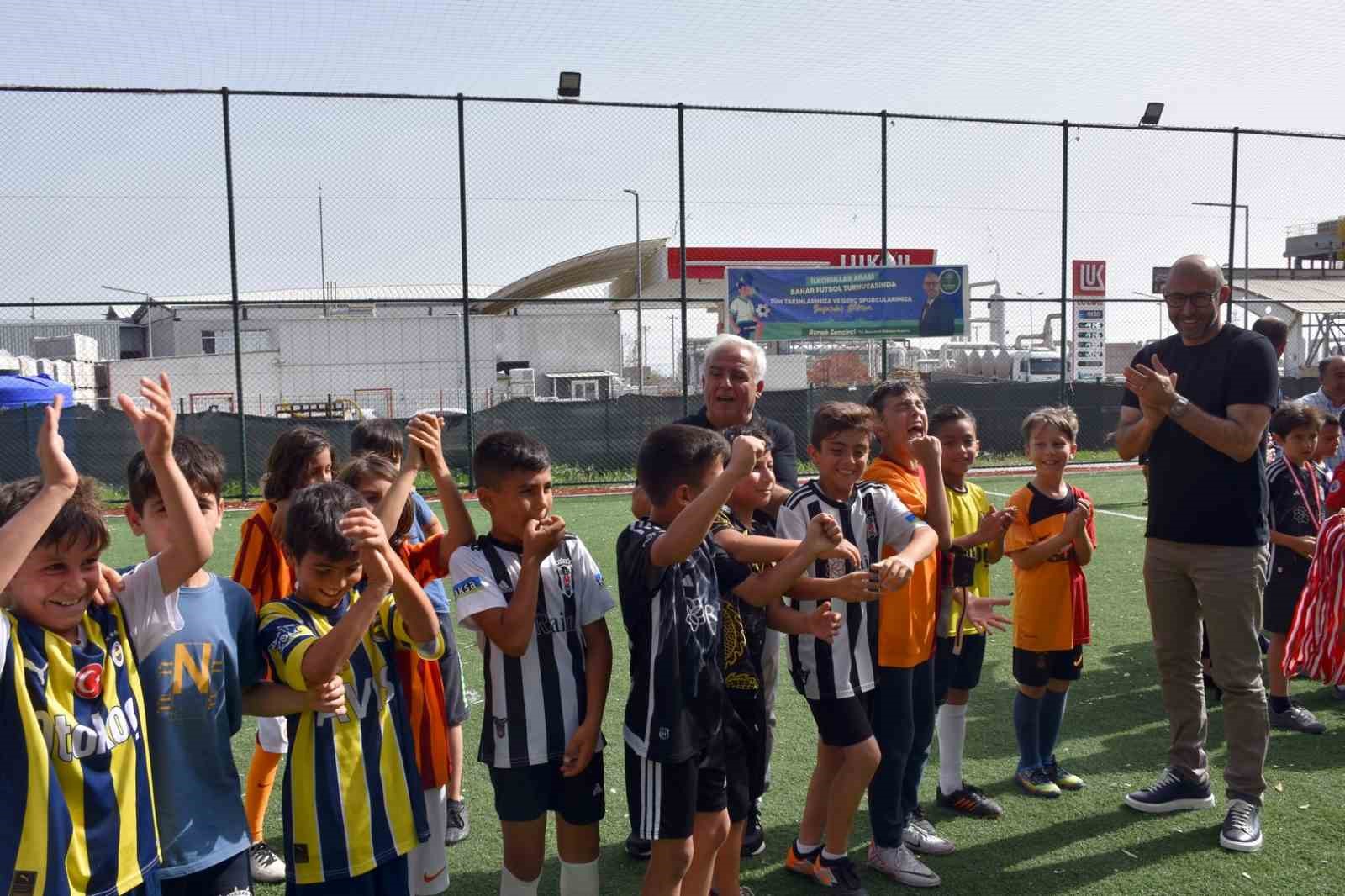 Germencik’te bahar futbol turnuvası tamamlandı
