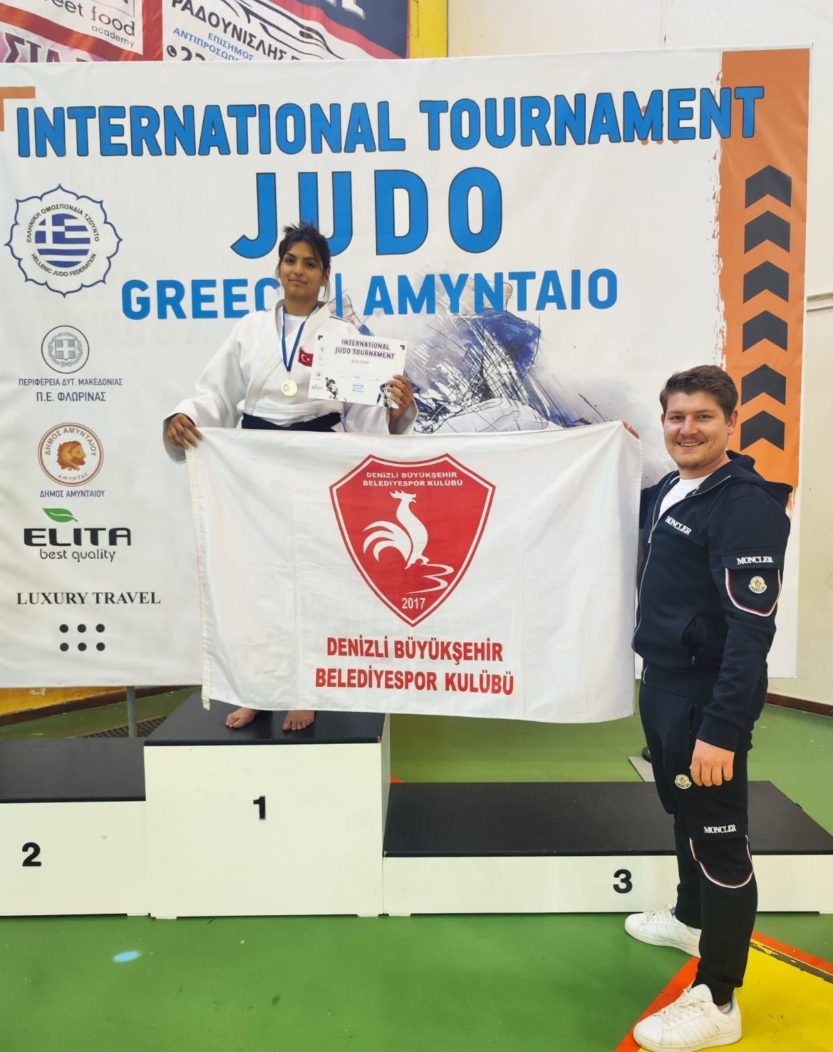 B&uuml;y&uuml;kşehir Judo Takımı&rsquo;ndan 2 altın madalya geldi
