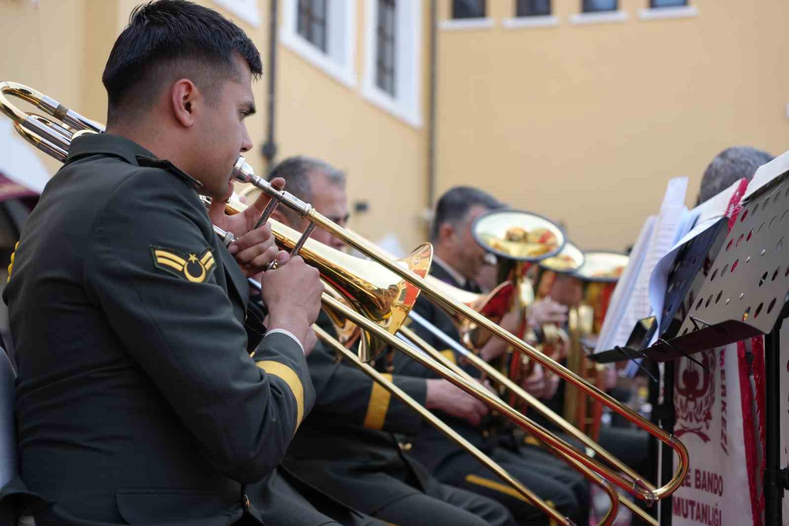 Askeri bandodan 19 Mayıs konseri
