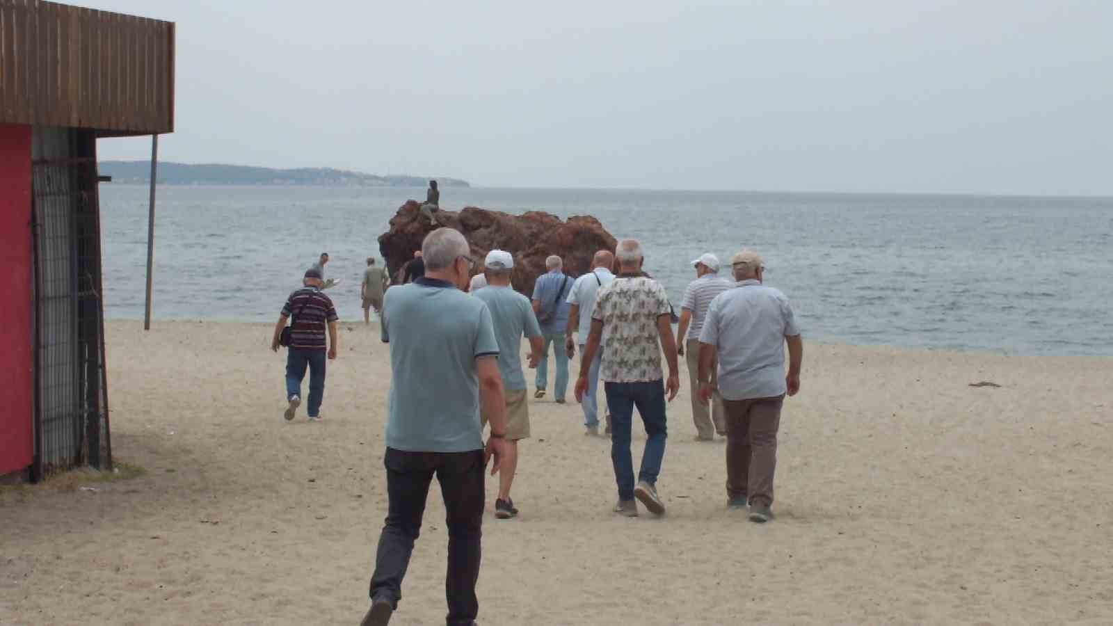 Balıkesir’de çevreciler kıyı işgallerine tepki gösterdi