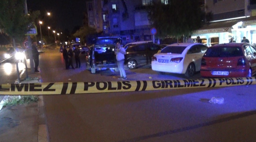 İzmir’de silahla vurulan tribün lideri hayatını kaybetti