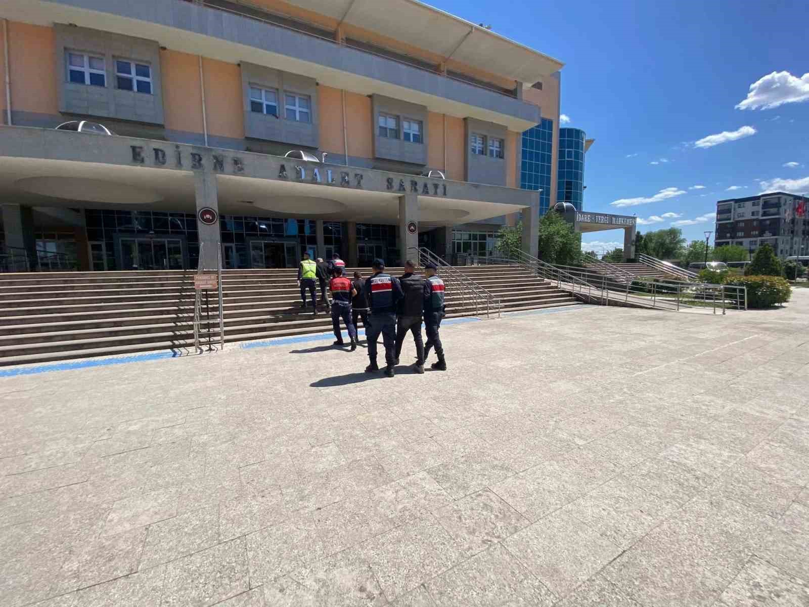 Edirne&rsquo;de sınır hattında DEAŞ, PKK ve FET&Ouml; ş&uuml;phelileri yakalandı
