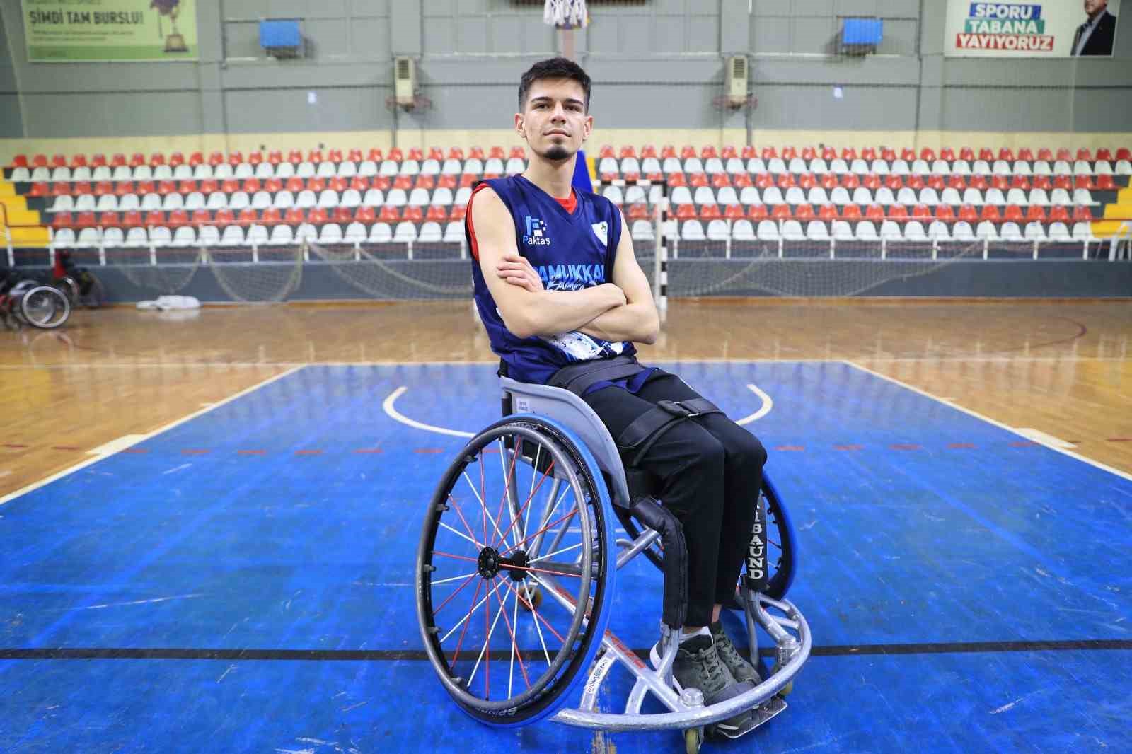 Pamukkale Belediyespor&rsquo;da İlker G&uuml;nd&uuml;z&rsquo;e milli davet

