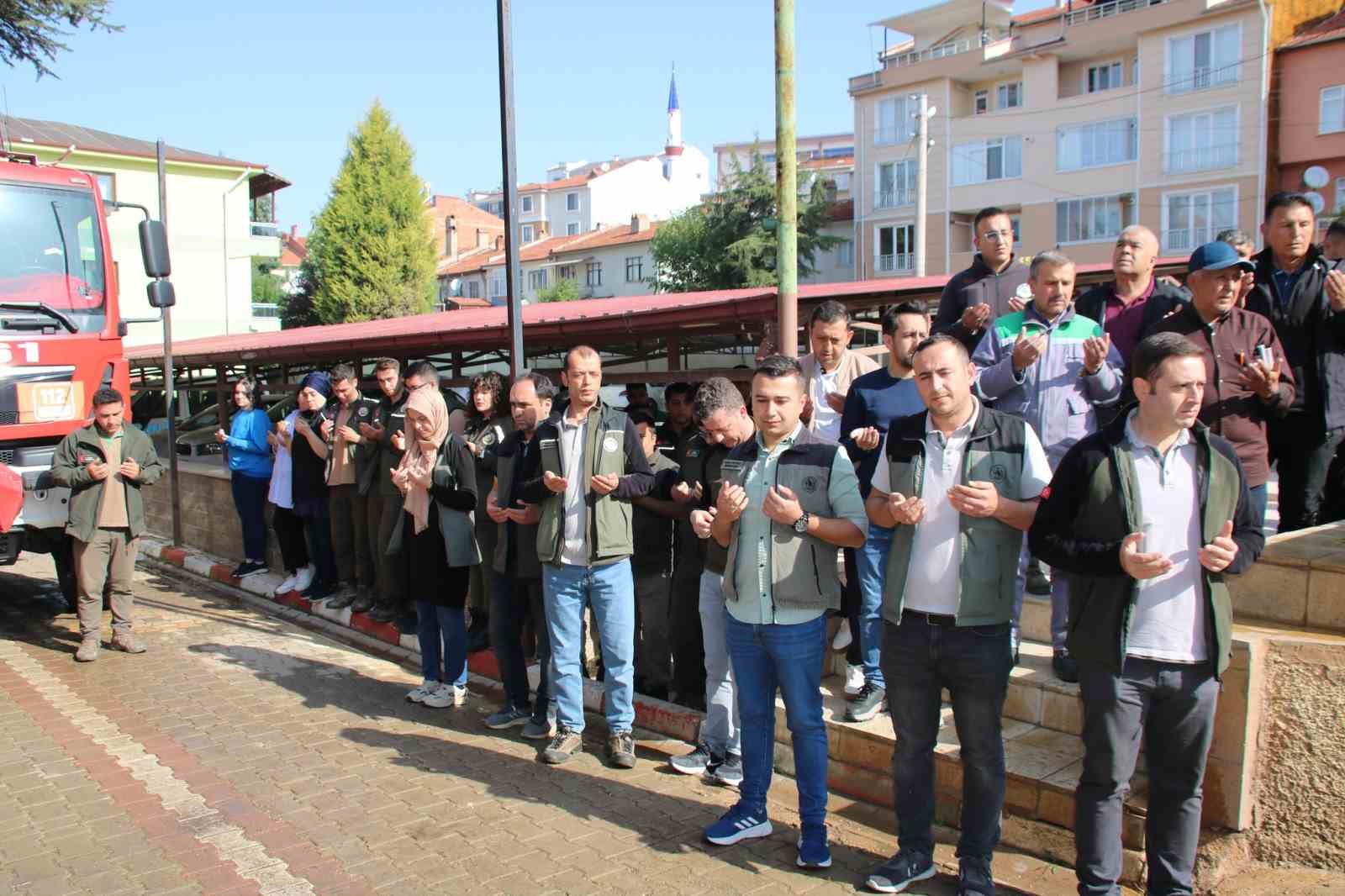 K&uuml;tahya Orman B&ouml;lge M&uuml;d&uuml;rl&uuml;ğ&uuml;nde &rsquo;kazasız bir yangın sezonu&rsquo; i&ccedil;in kurban kesildi
