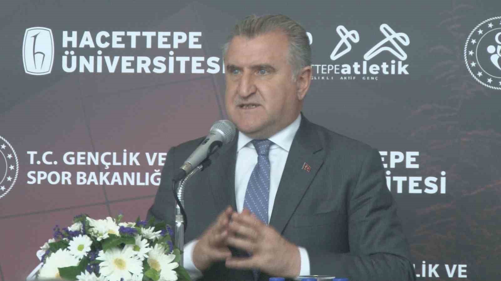 Bakan Bak: "Türkiye son 22 yılda sporda devrim yaşamaktadır"